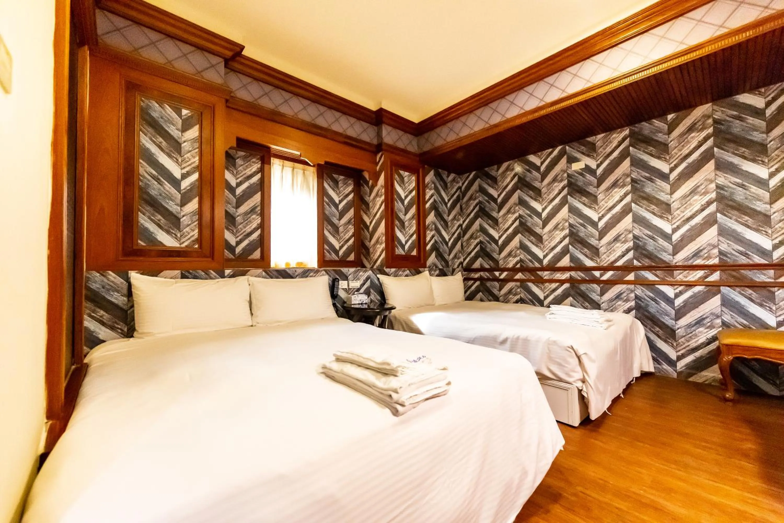 Photo of the whole room, Bed in I HI Sanduo Travel Hotel