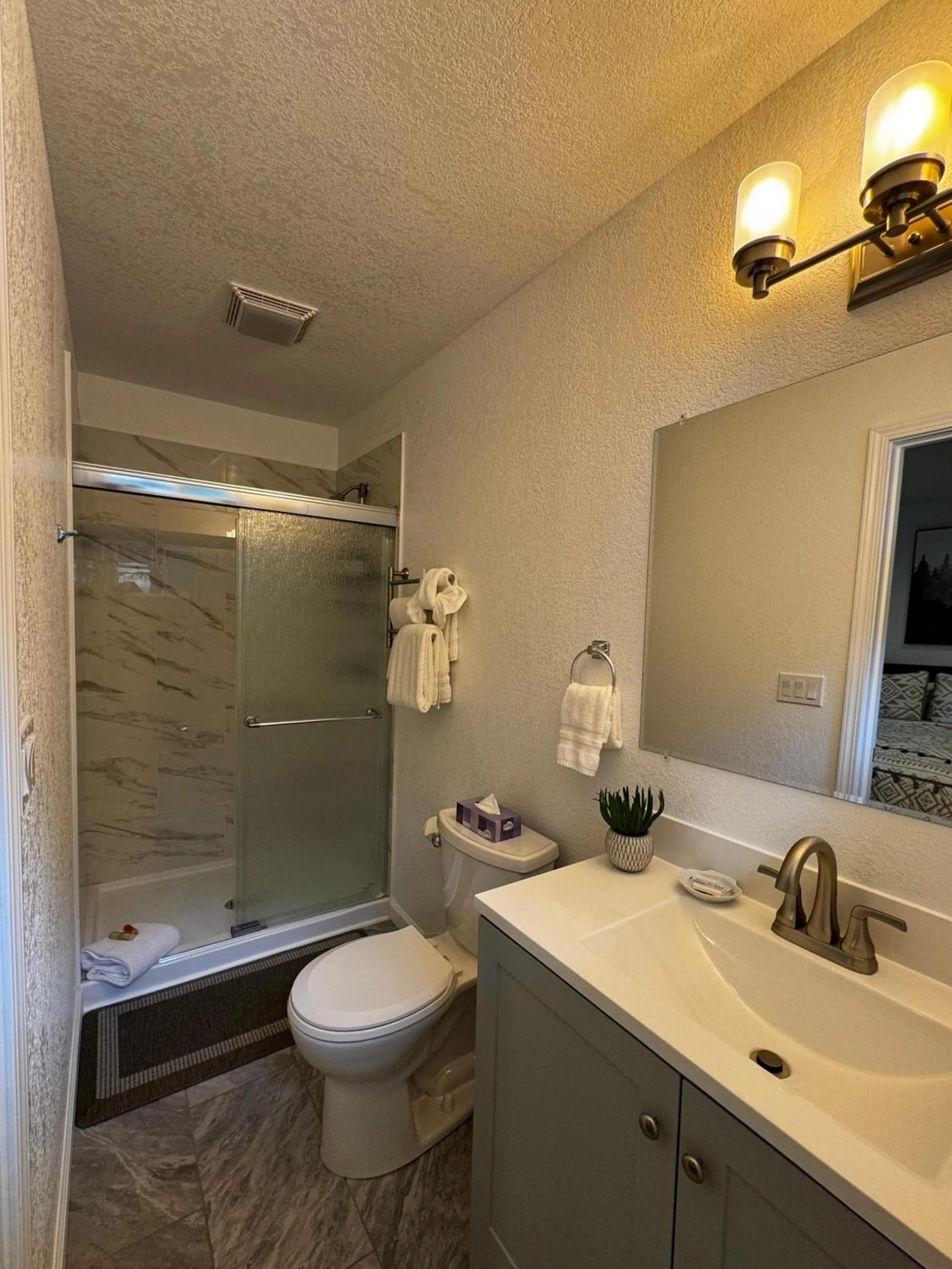 Bathroom in Ocean Cove Lodge Bar & Grill