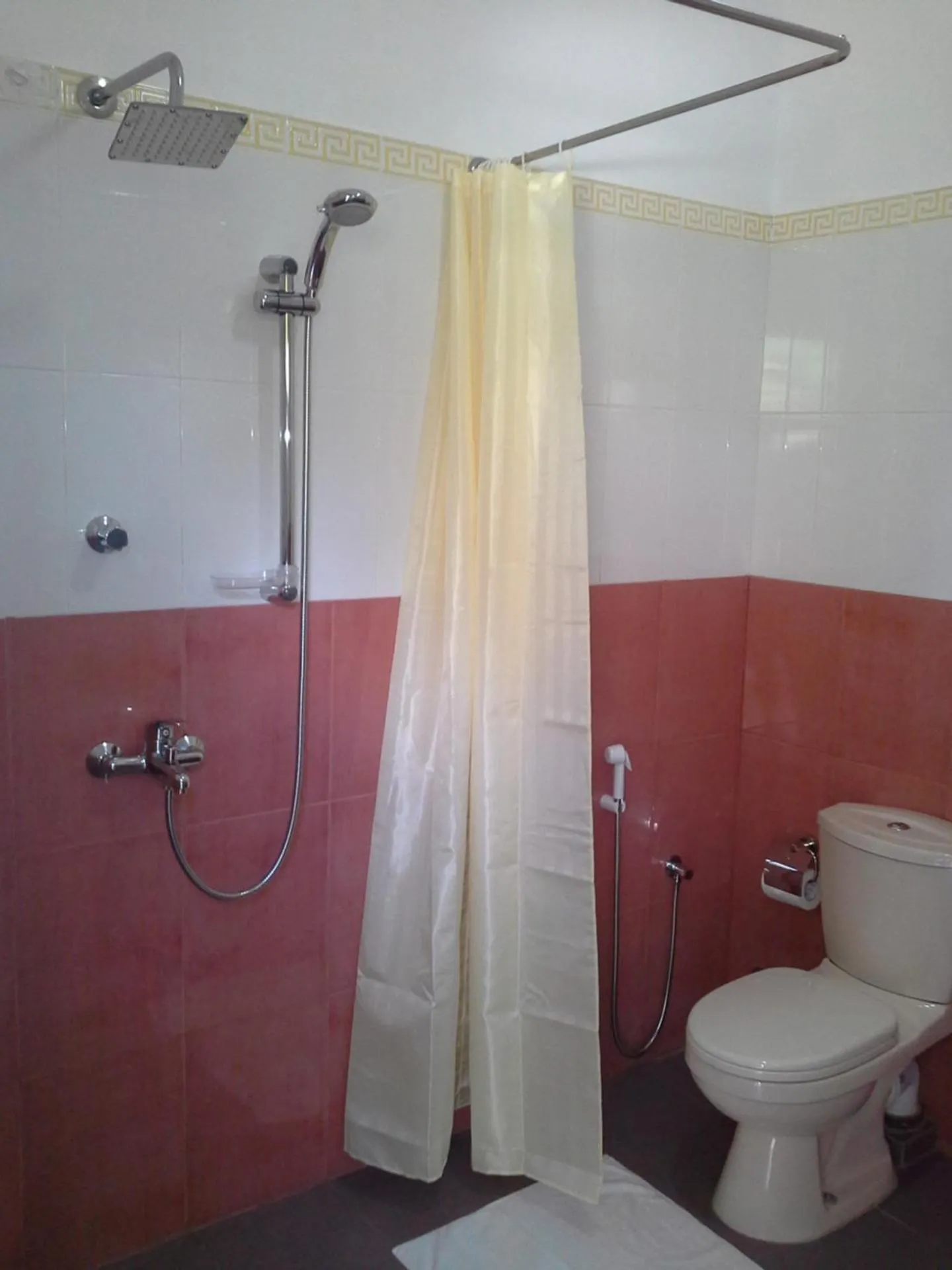 Shower in Supun Villa