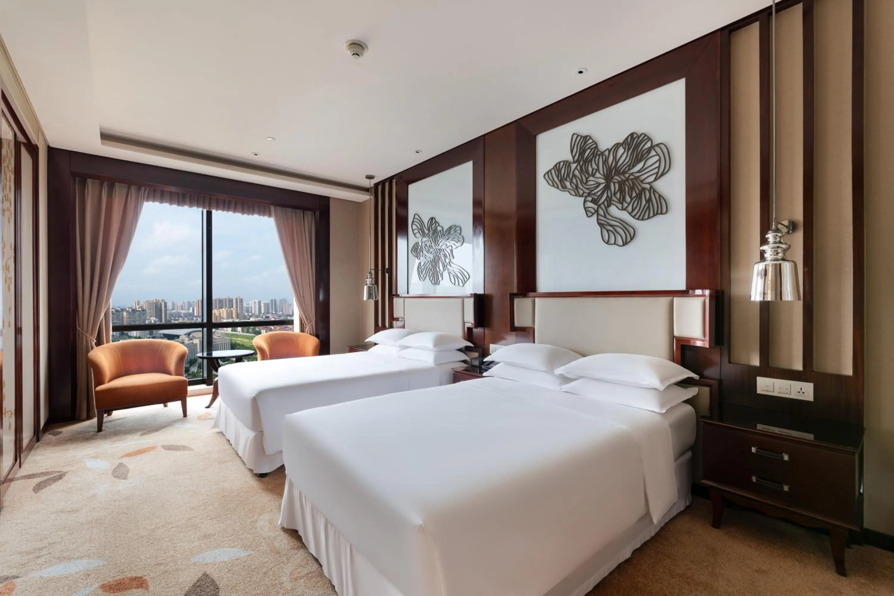 Bed in Sheraton Changde Wuling Hotel