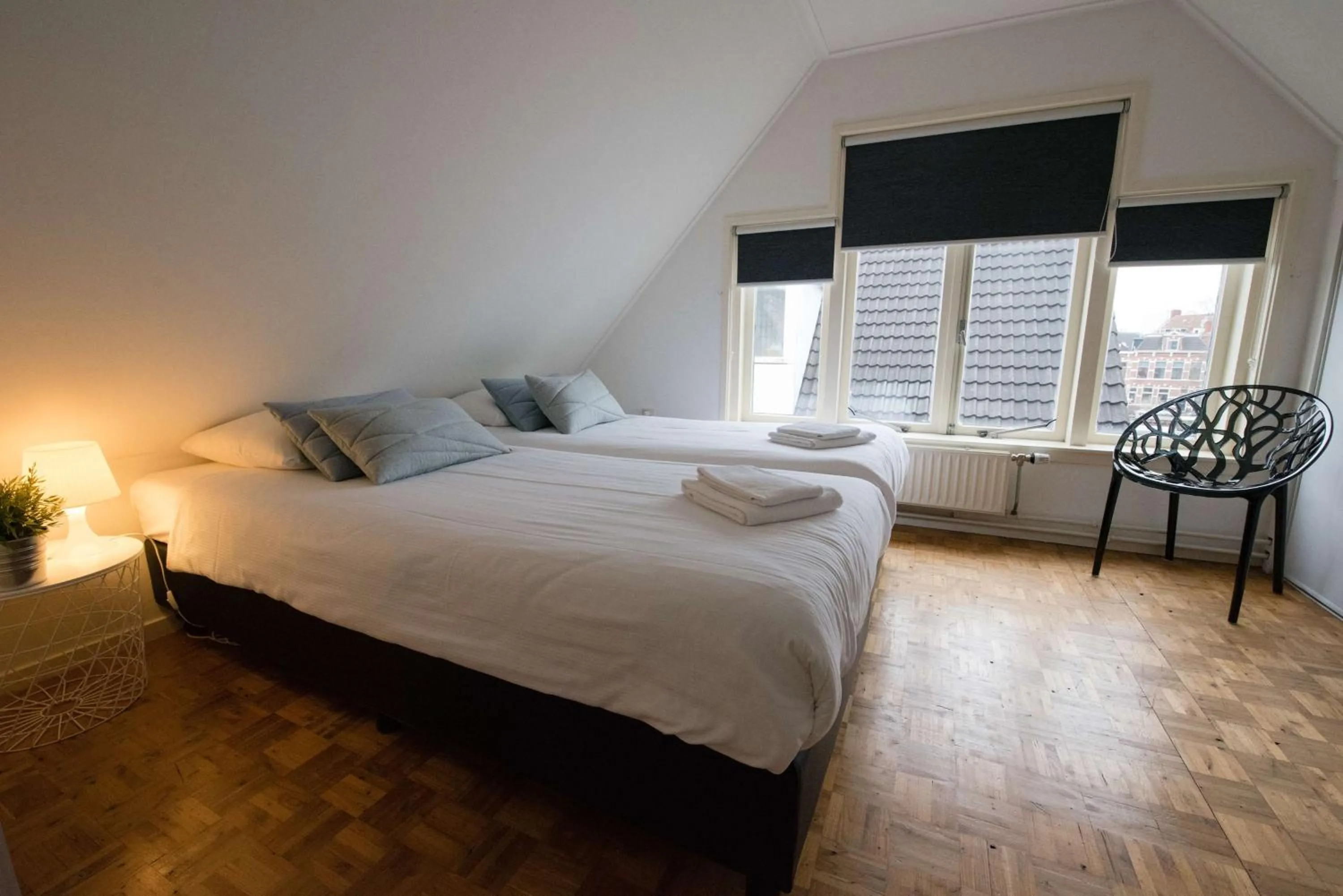 Photo of the whole room, Bed in Flonk Hotel Groningen Centre, BW Signature Collection