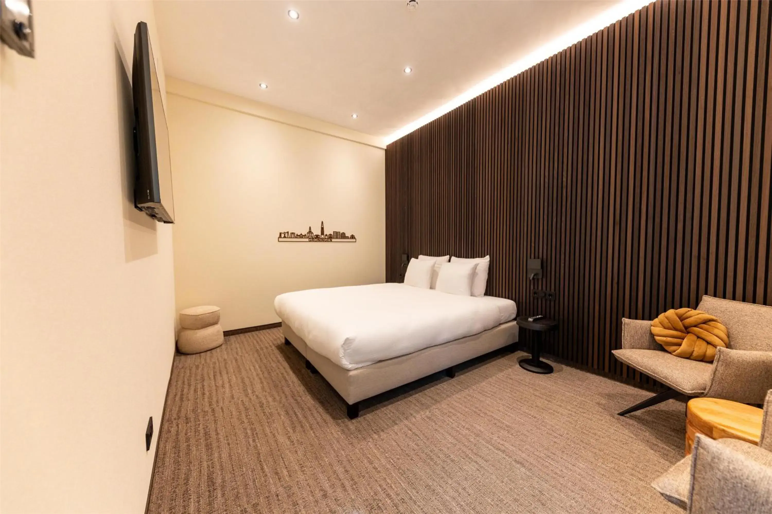 King Room with Sofa Bed - Non-Smoking in Flonk Hotel Groningen Centre, BW Signature Collection King Room with Sofa Bed - Non-Smoking in Flonk Hotel Groningen Centre, BW Signature Collection