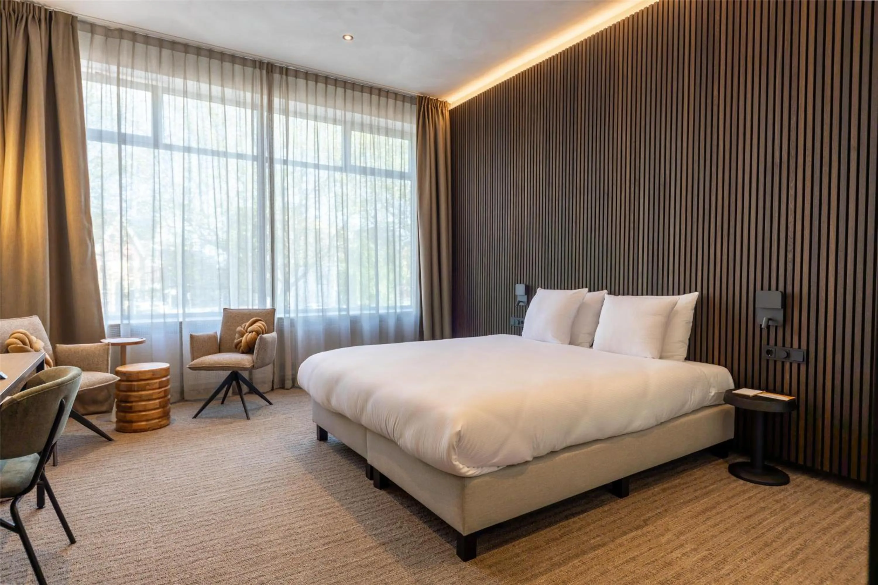 Bedroom, Bed in Flonk Hotel Groningen Centre, BW Signature Collection