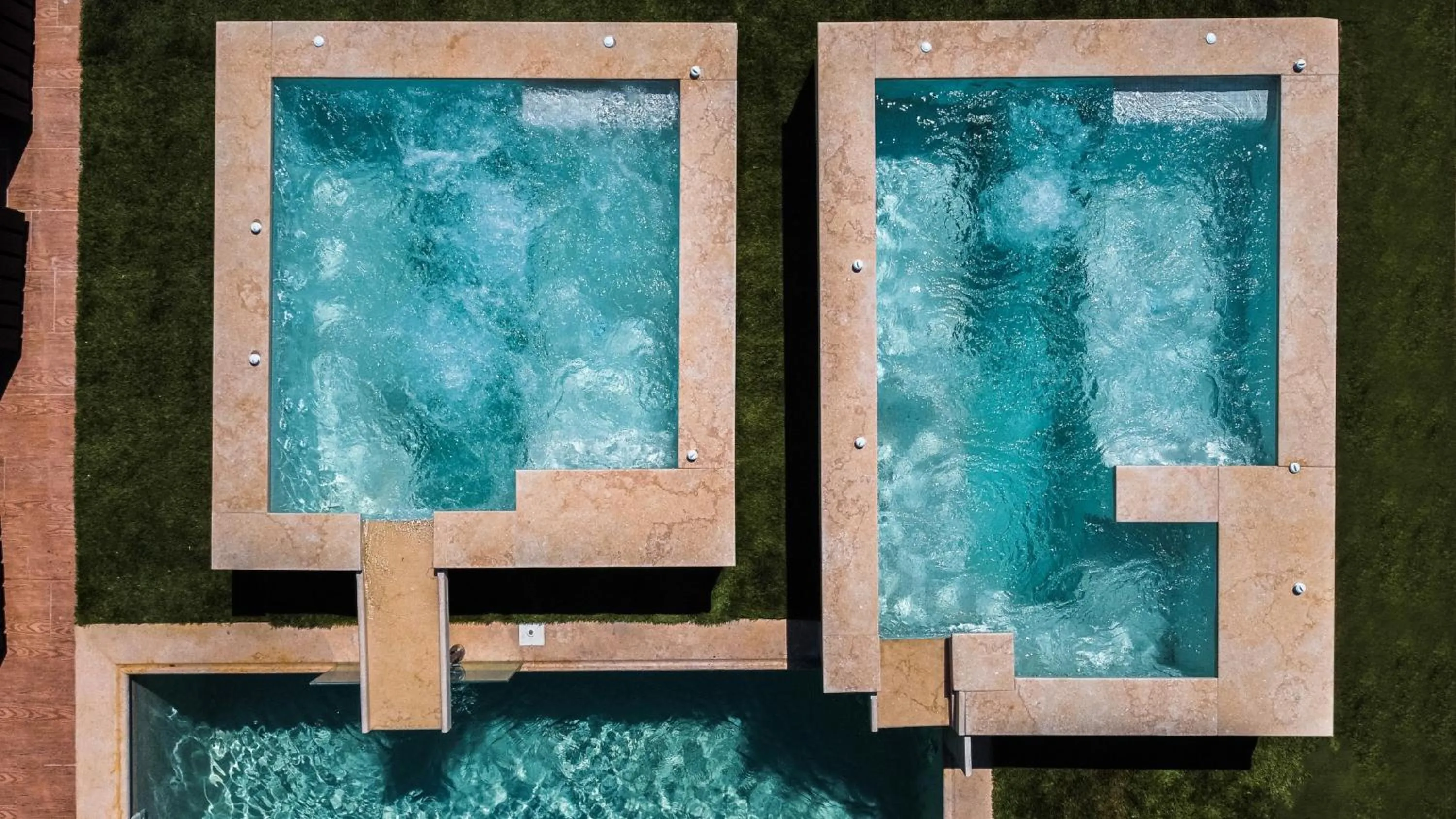 Hot Tub in Despina Aparthotel by Philoxenia Hotel & SPA