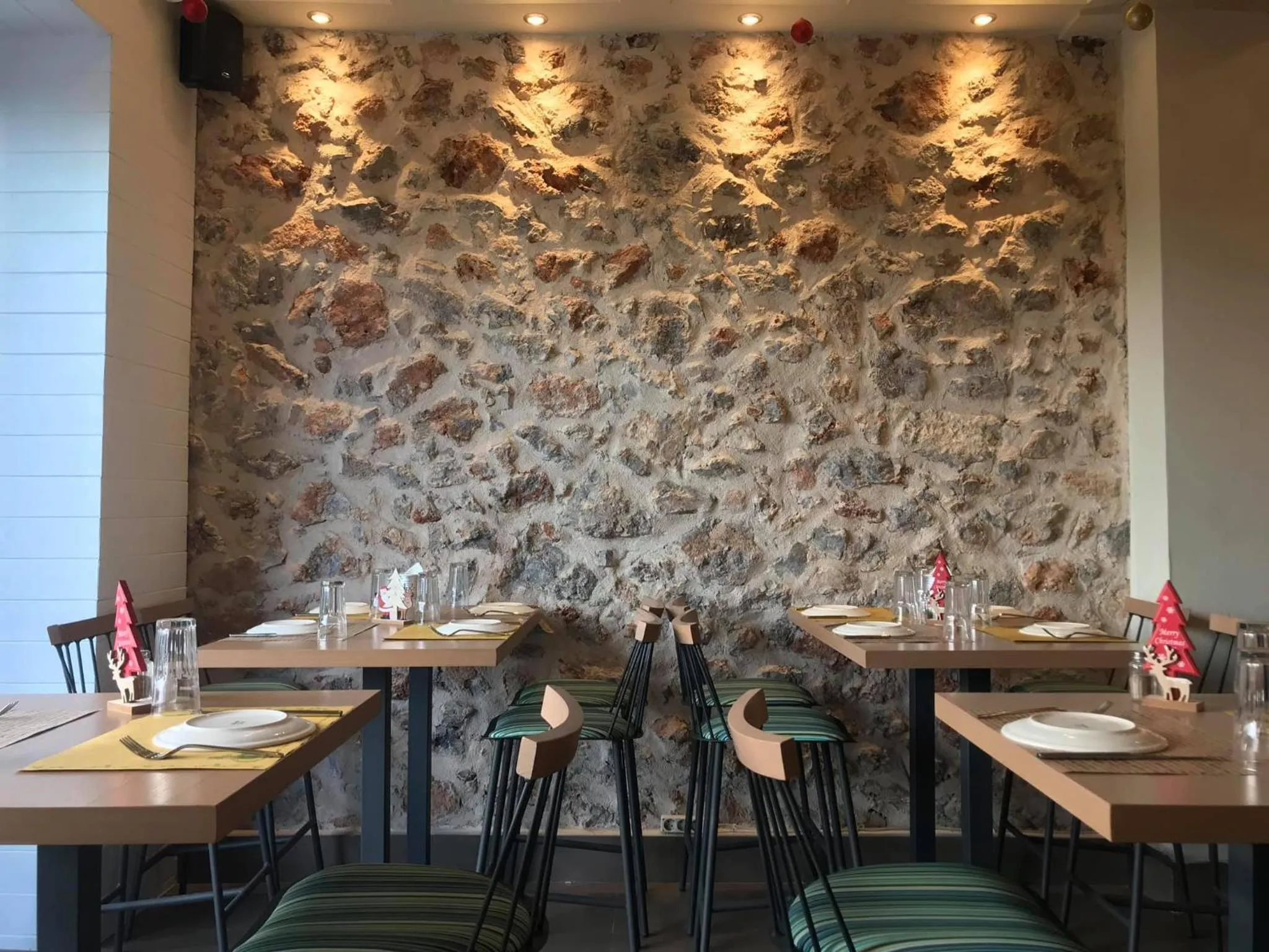 Restaurant/places to eat in Atlantis Hotel