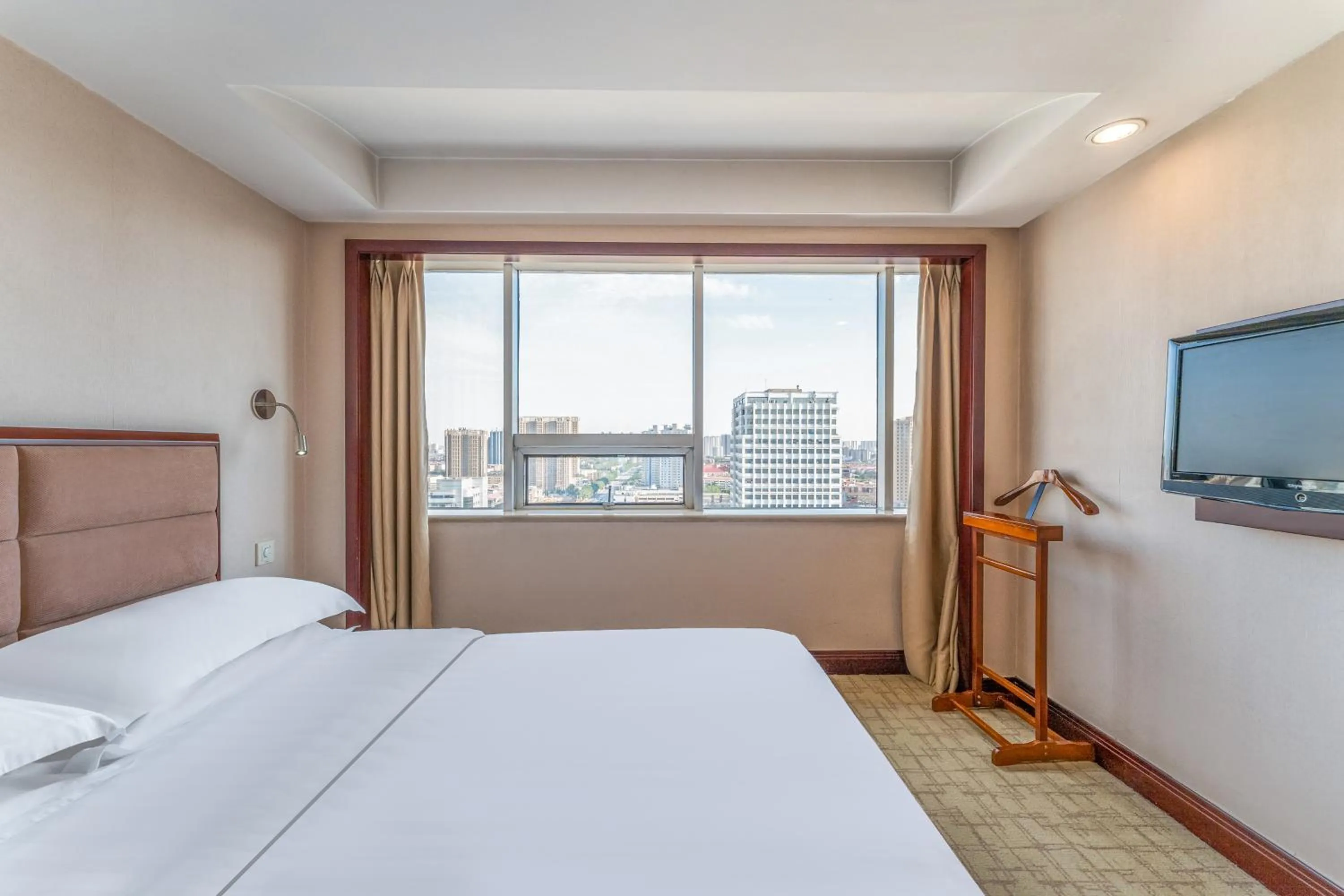 Bedroom, Bed in Baoding Zhong Yin Hotel