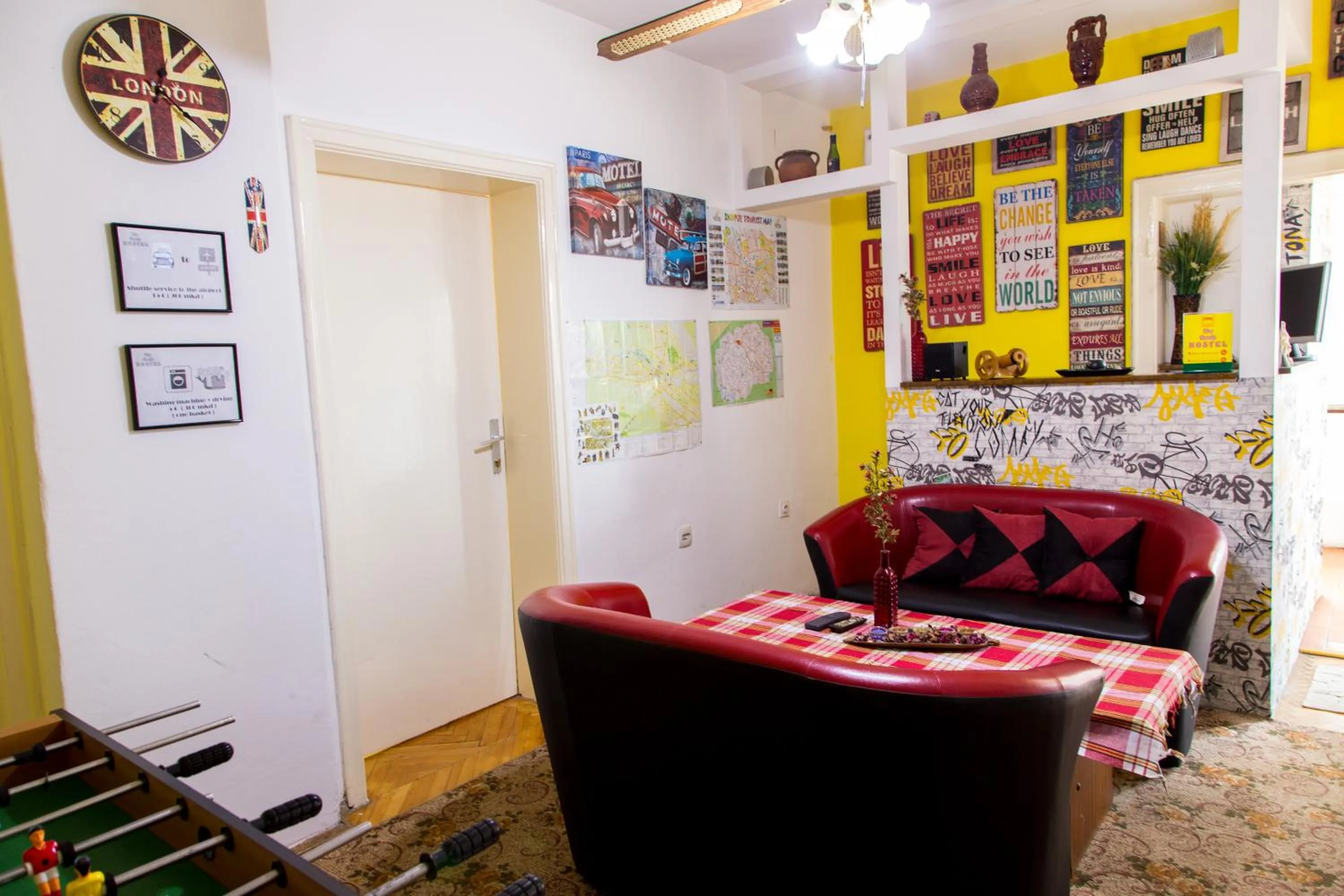 Lobby or reception in The Comfy Hostel