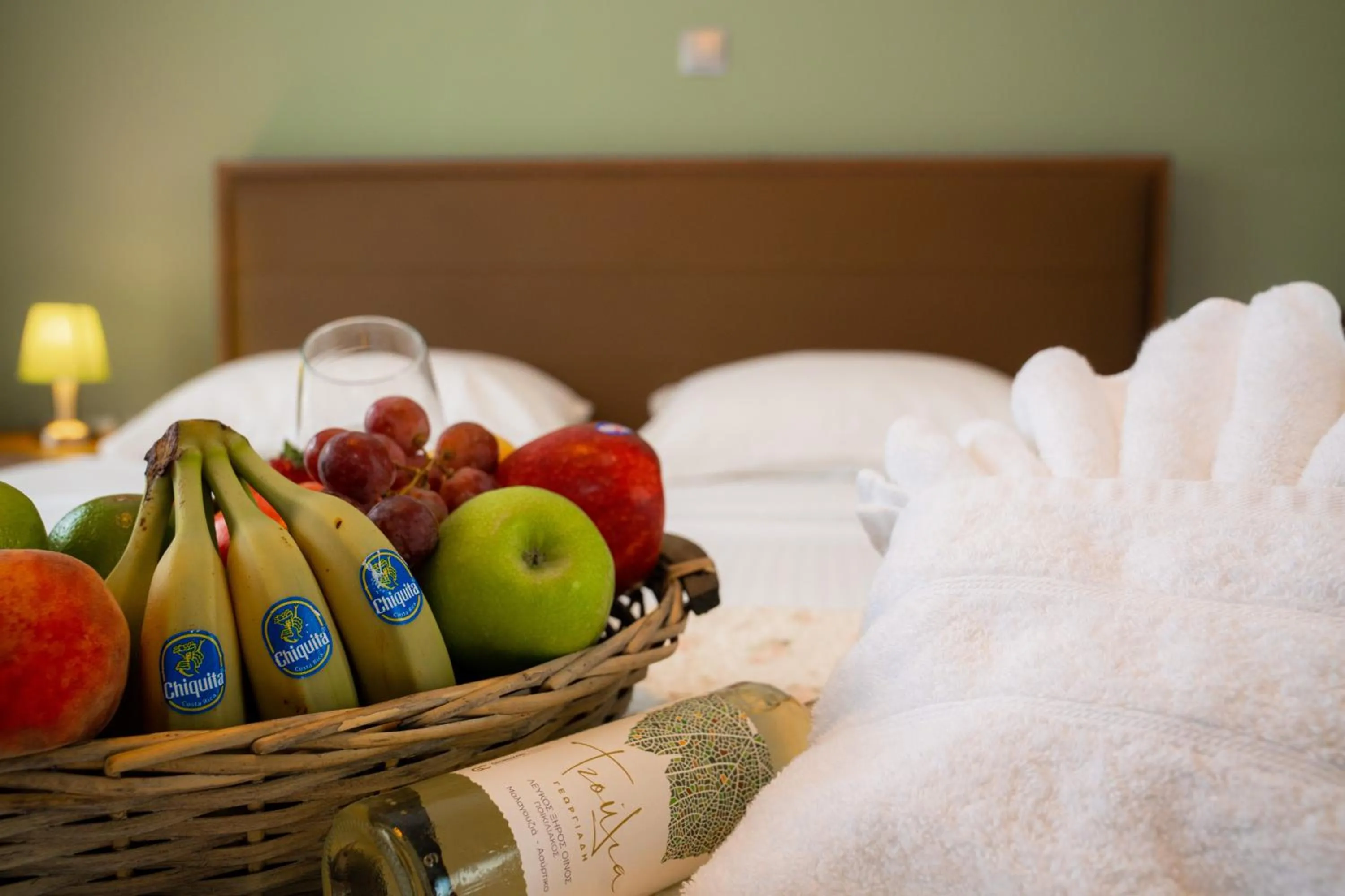 Food and drinks in Vellum Luxury Living