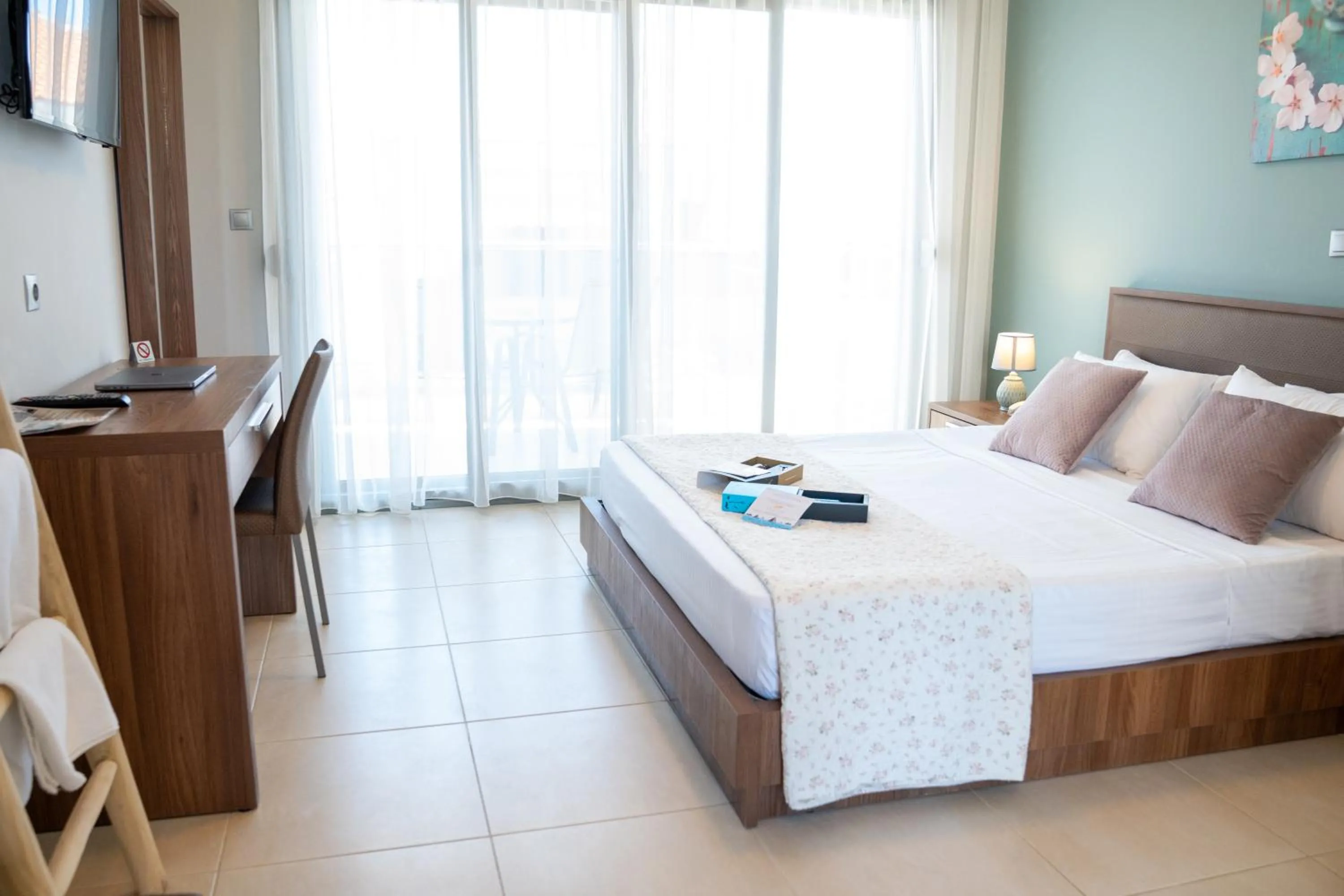 Bed in Vellum Luxury Living