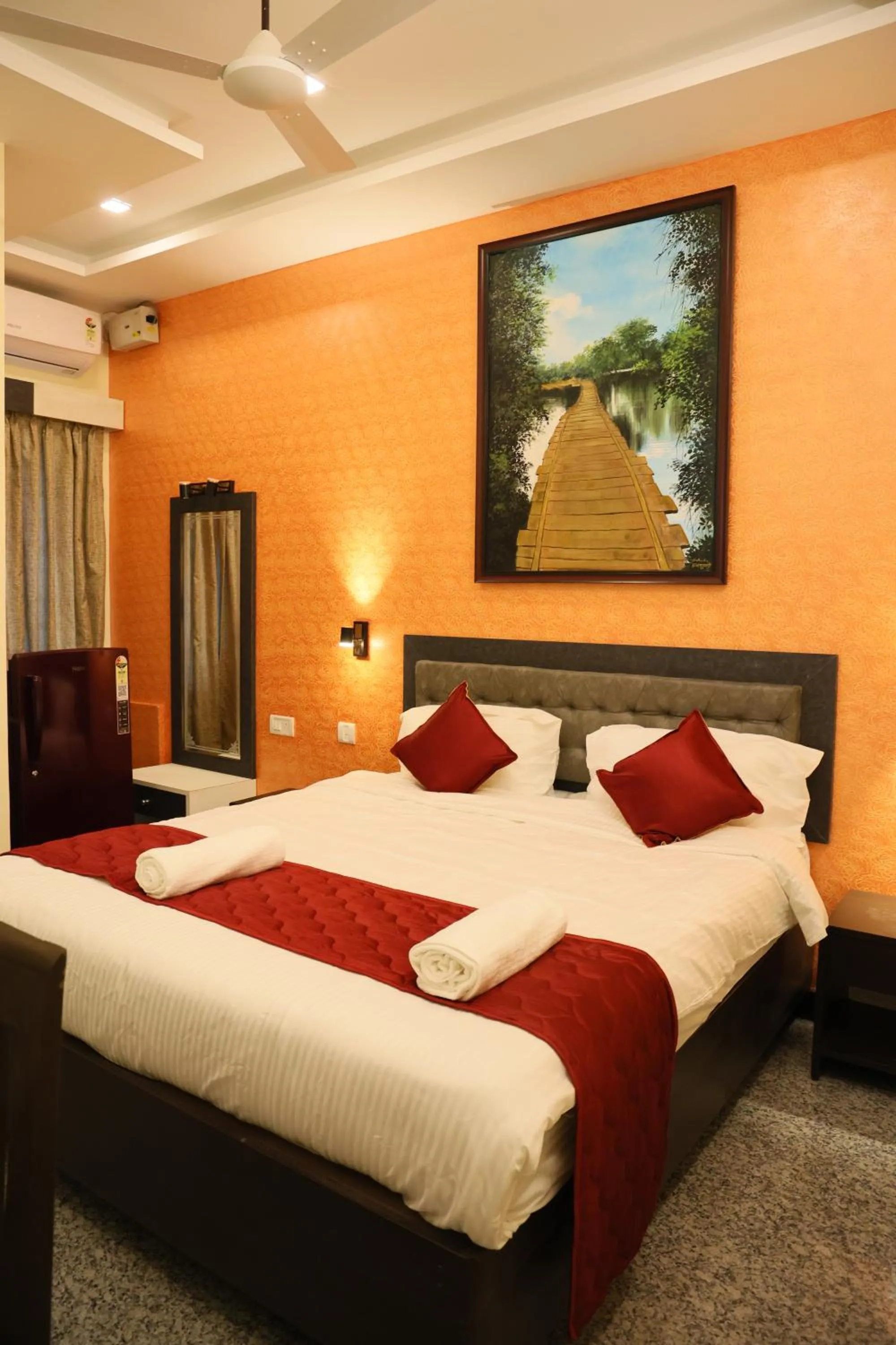 Bed in Hotel Ashlesh Manipal