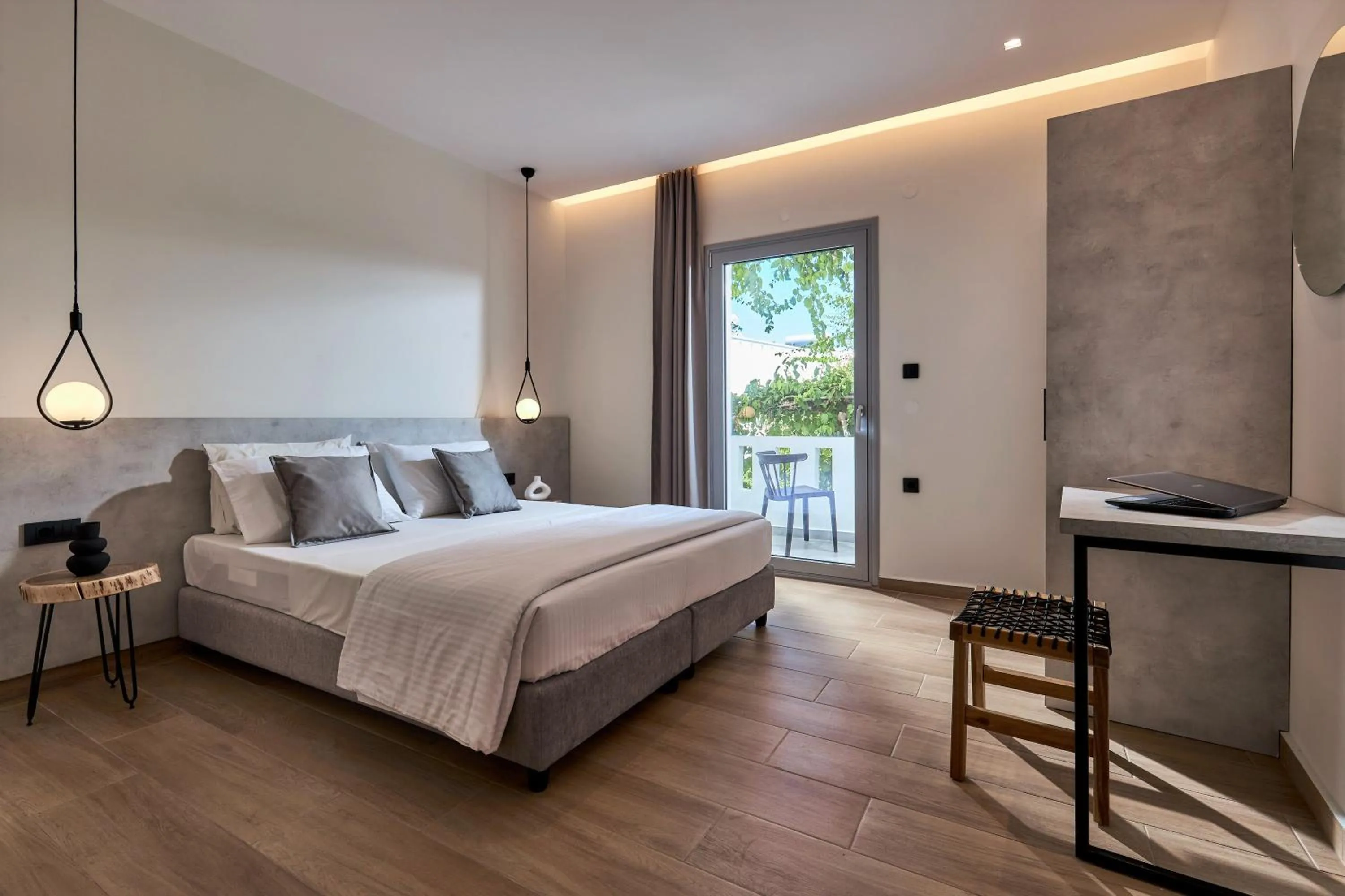 Bedroom, Bed in Paul Marie