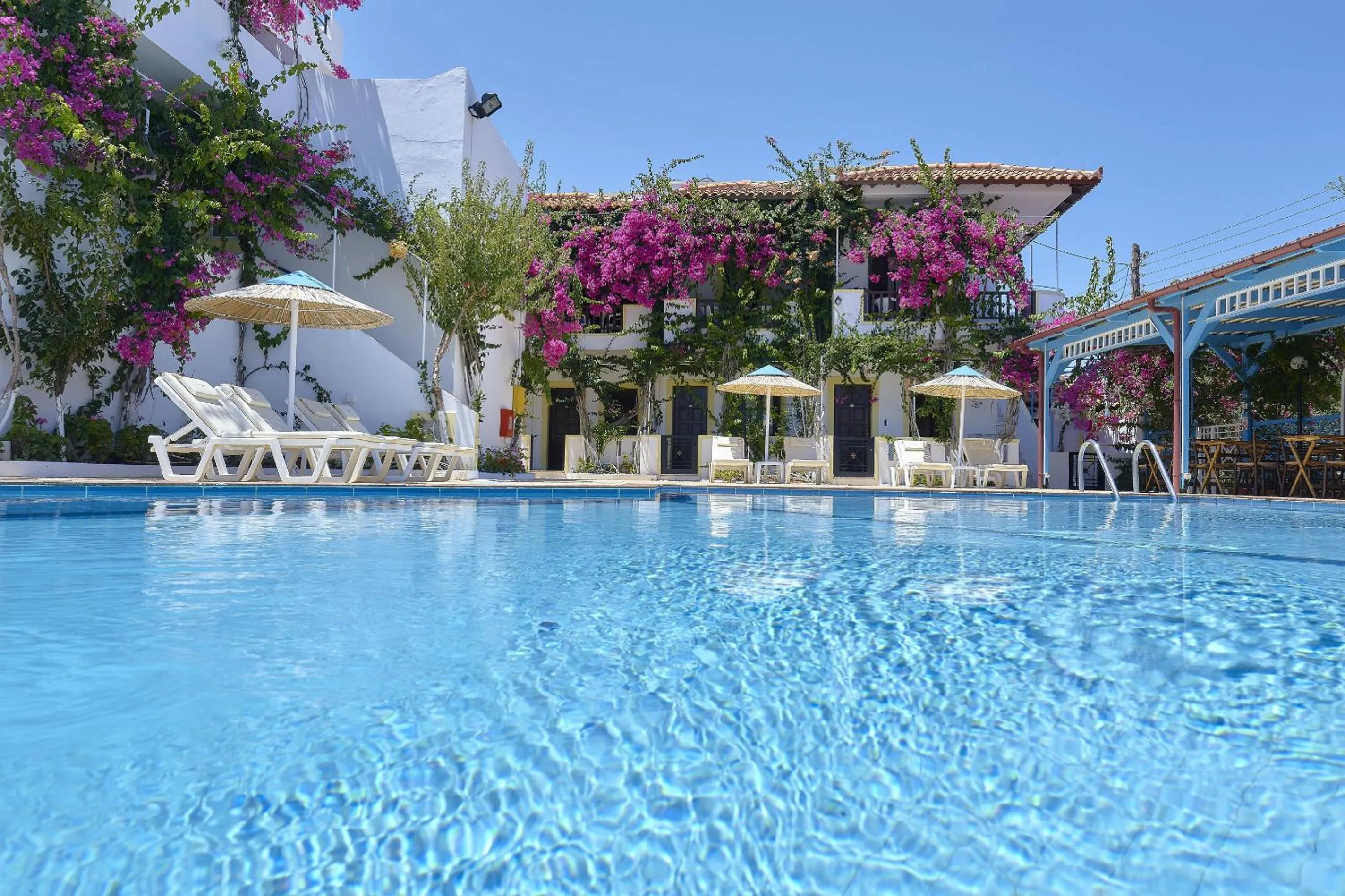 Pool view in Paul Marie