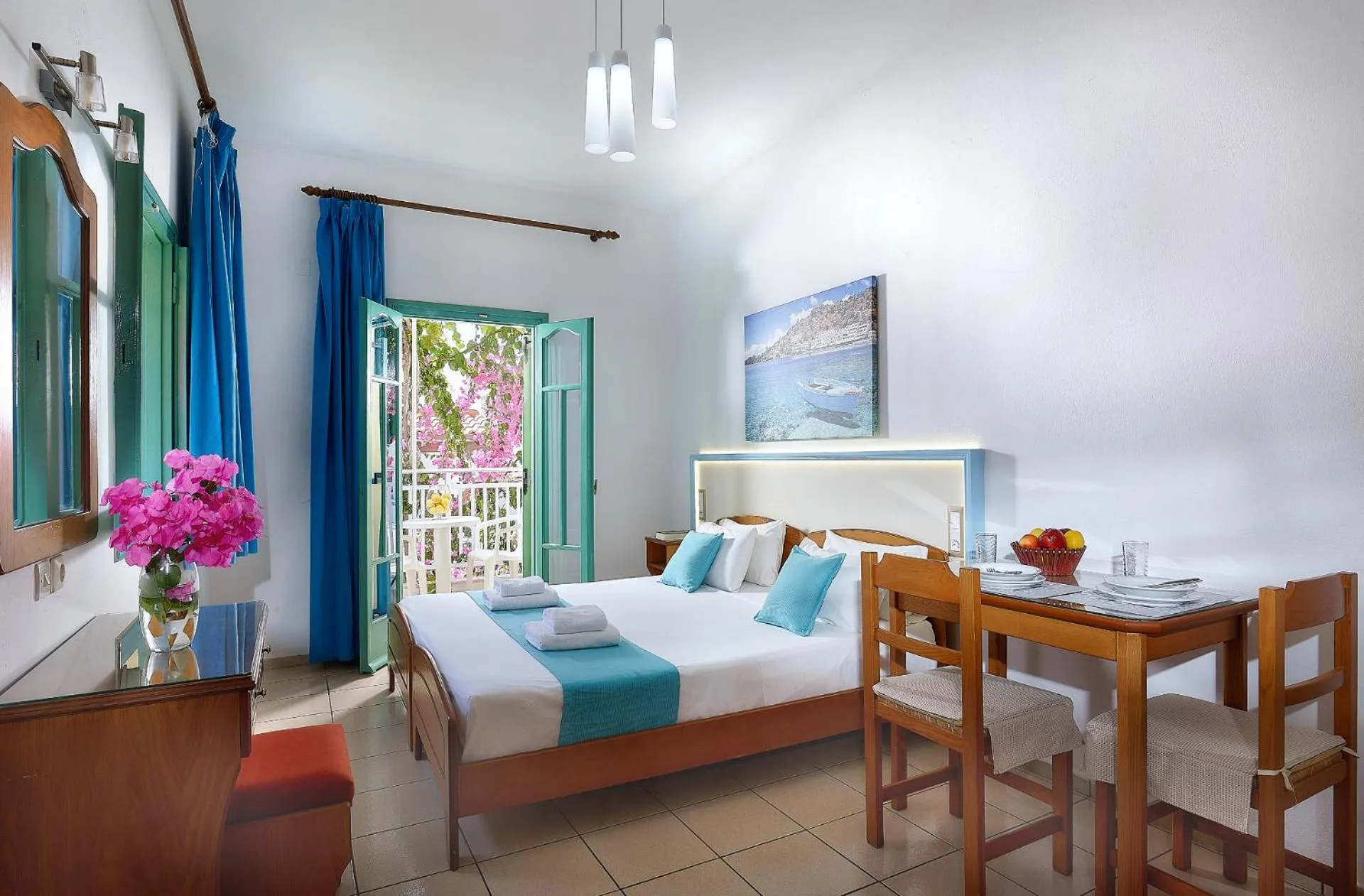 Bedroom, Bed in Paul Marie