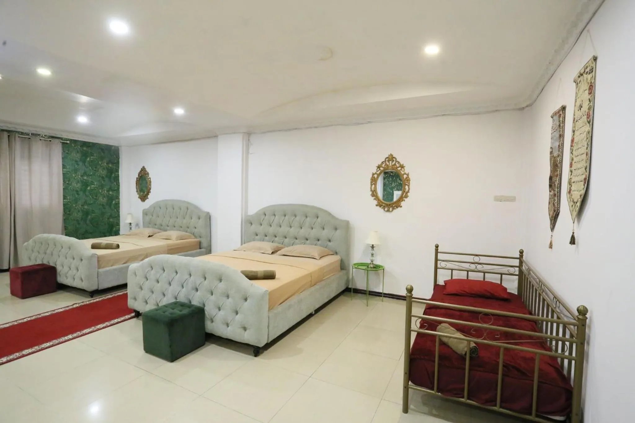 Bedroom in New Z Suites