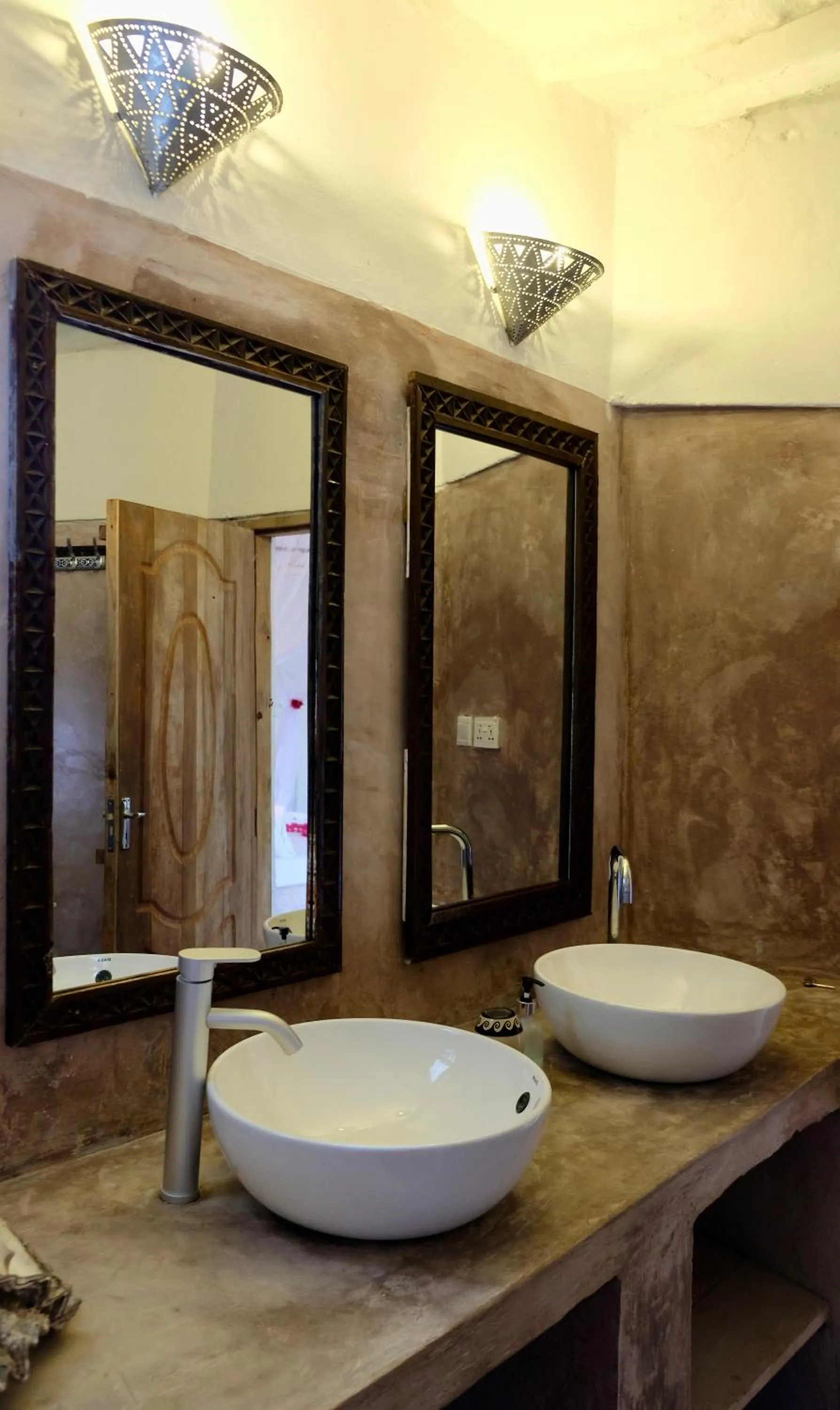 Bathroom in Bahati Villa