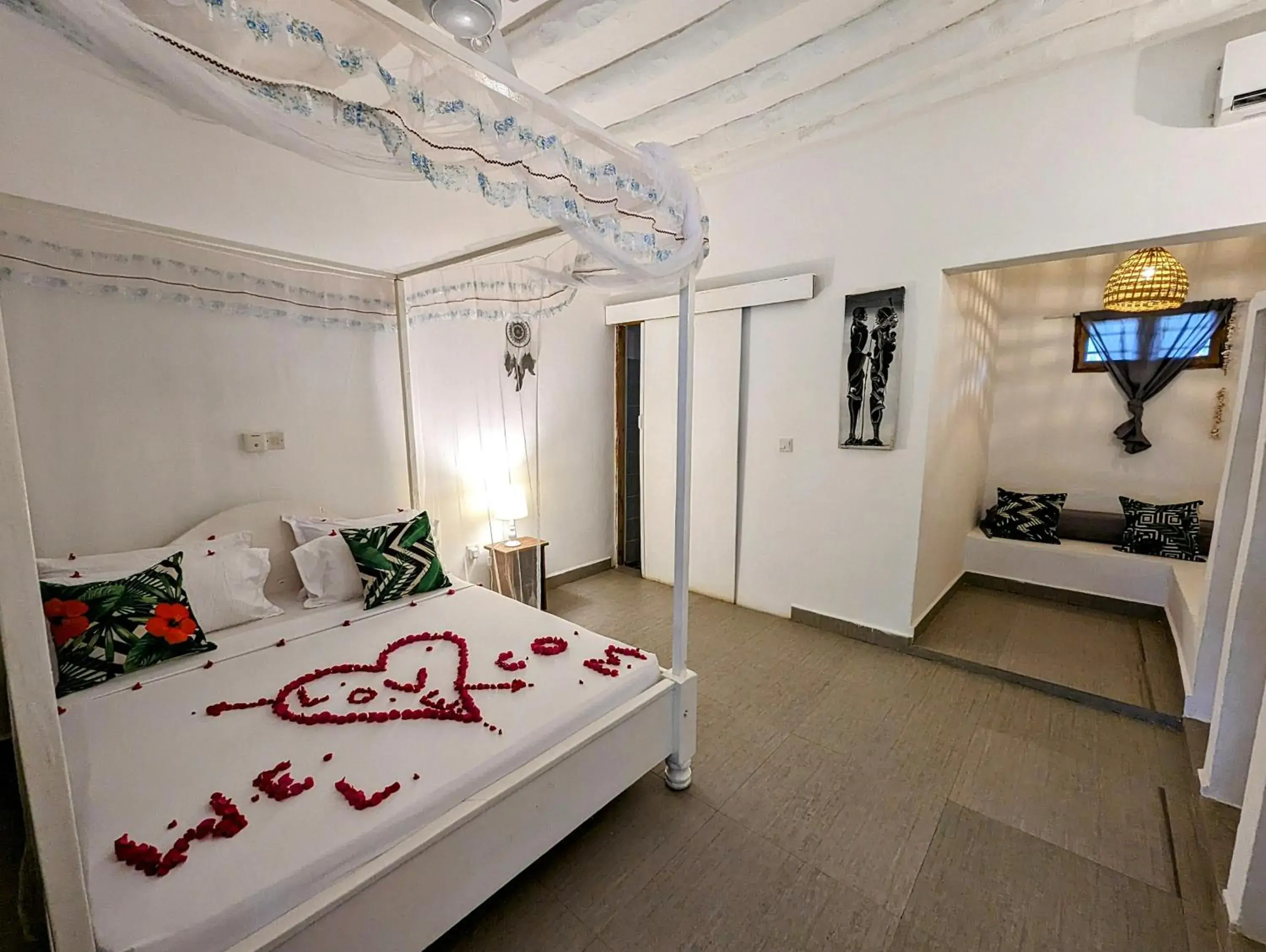 Double Room with Balcony in Bahati Villa Double Room with Balcony in Bahati Villa