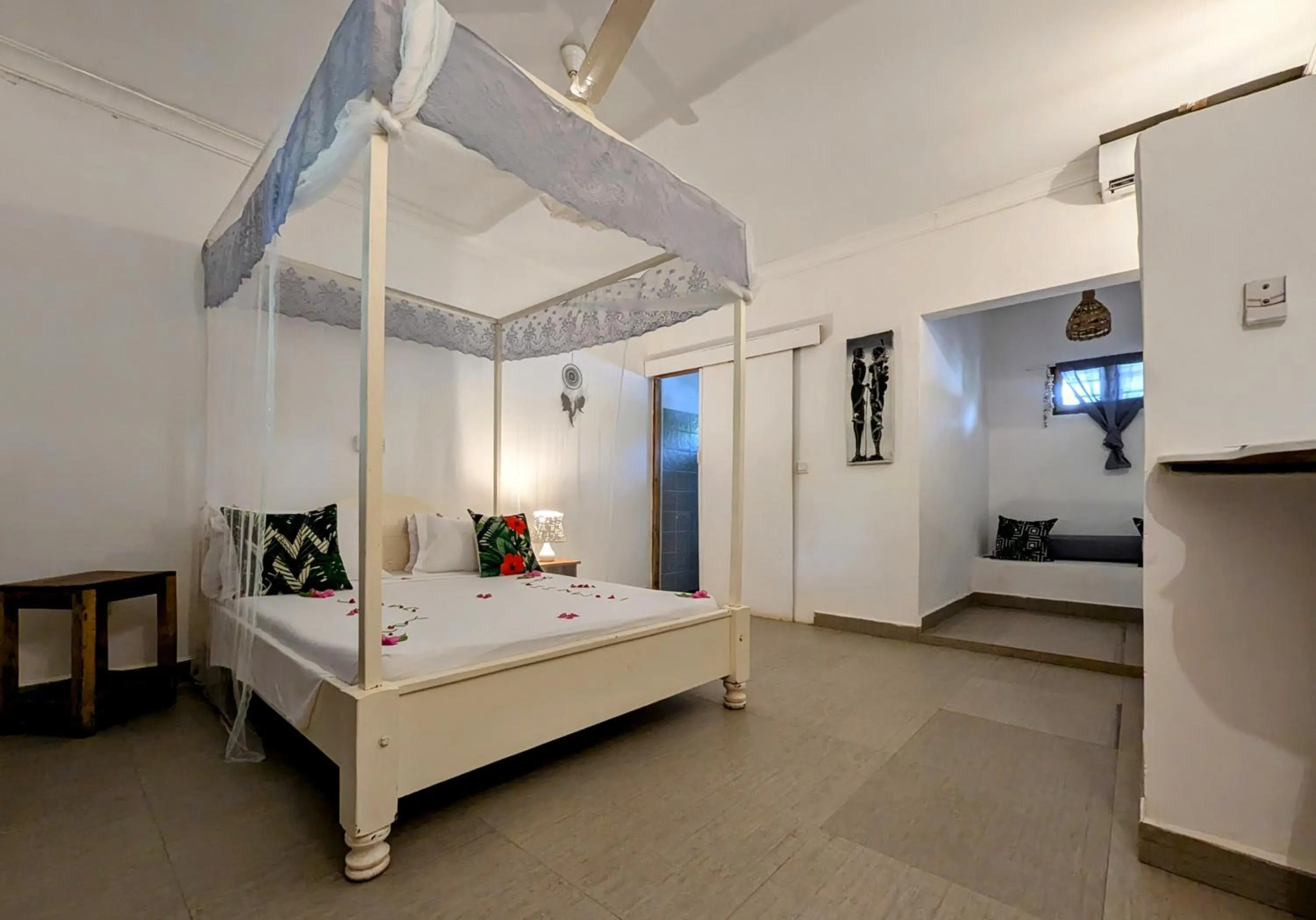 Bed in Bahati Villa
