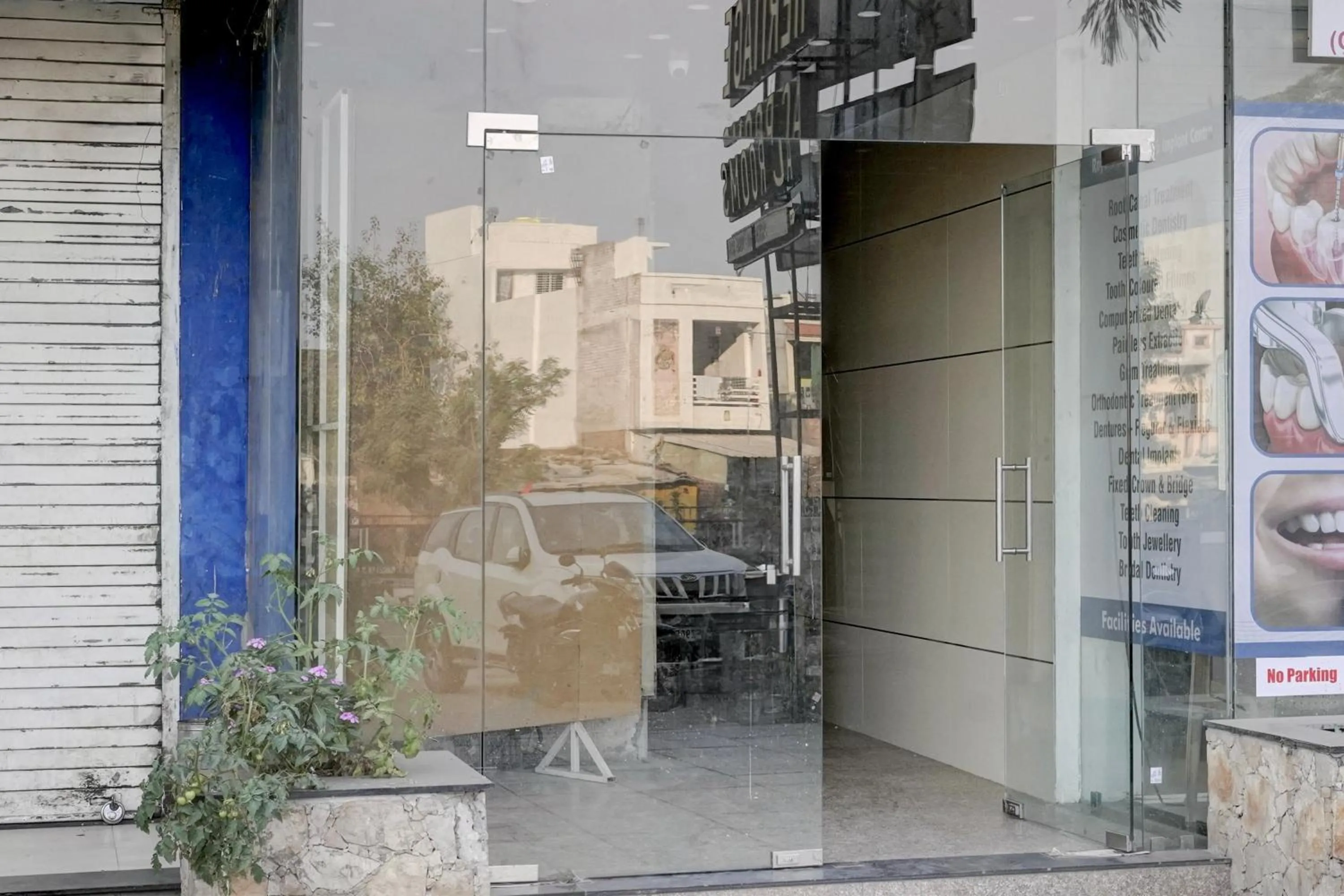 Facade/entrance in Hotel O DH