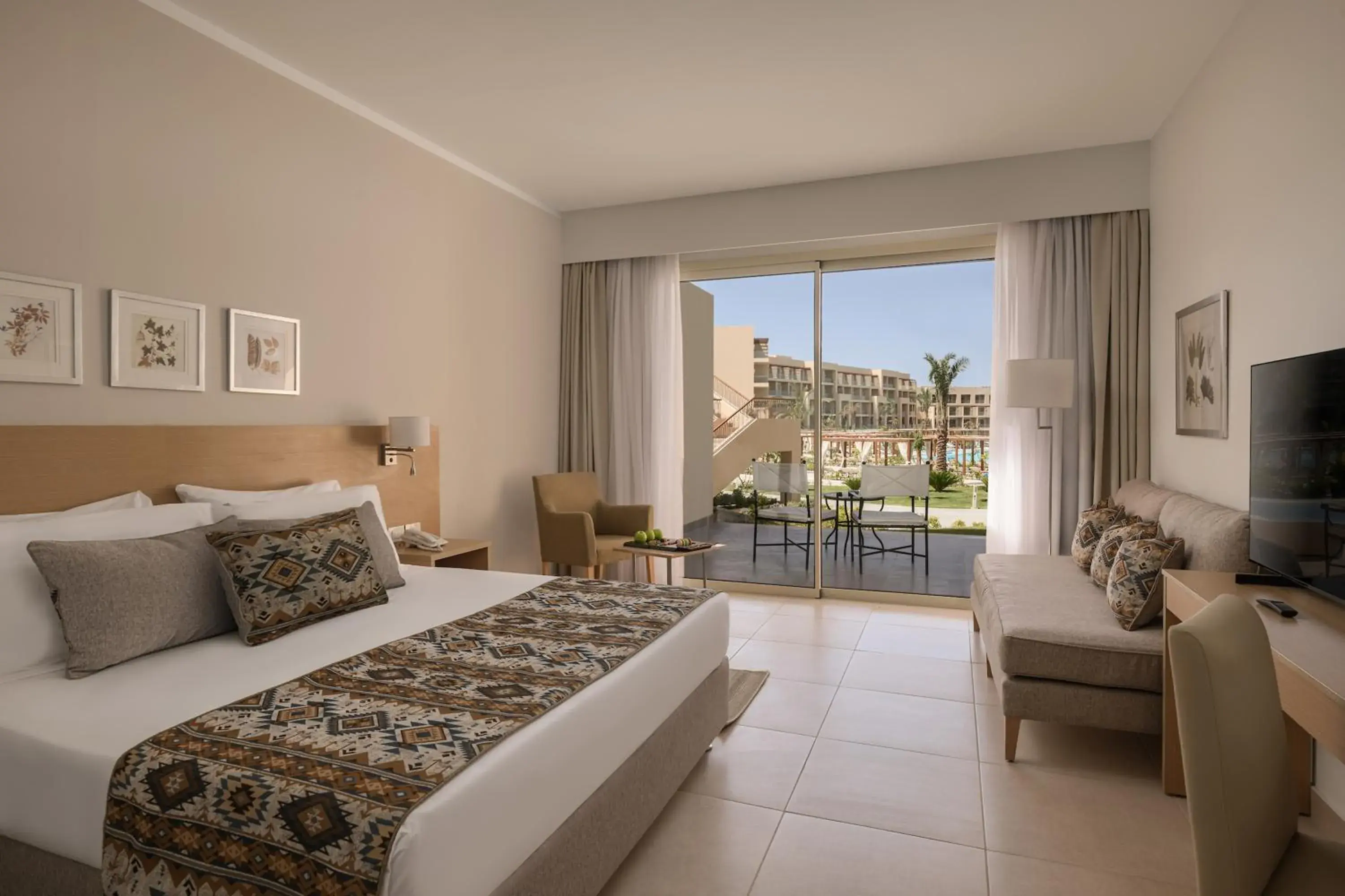 Superior, Queen Bed, Garden View in JAZ Elite Asteria Superior, Queen Bed, Garden View in JAZ Elite Asteria