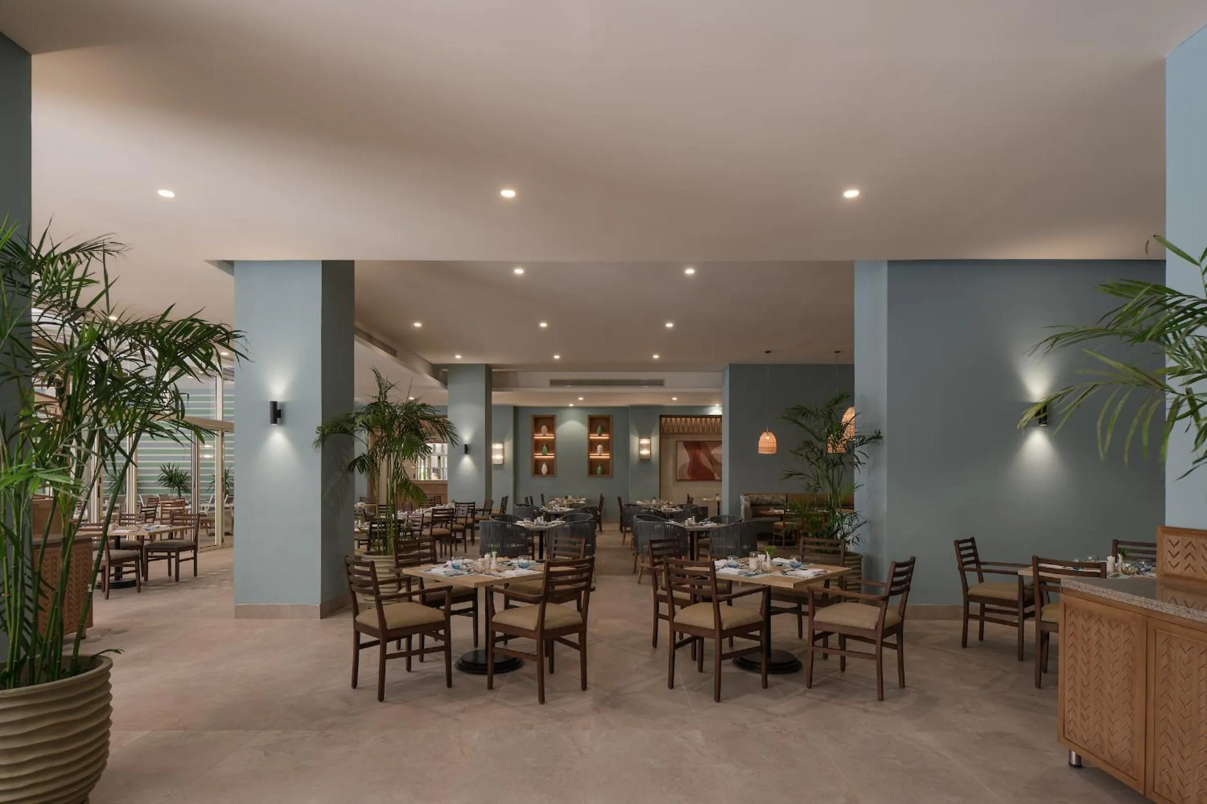 Restaurant/places to eat in JAZ Elite Asteria