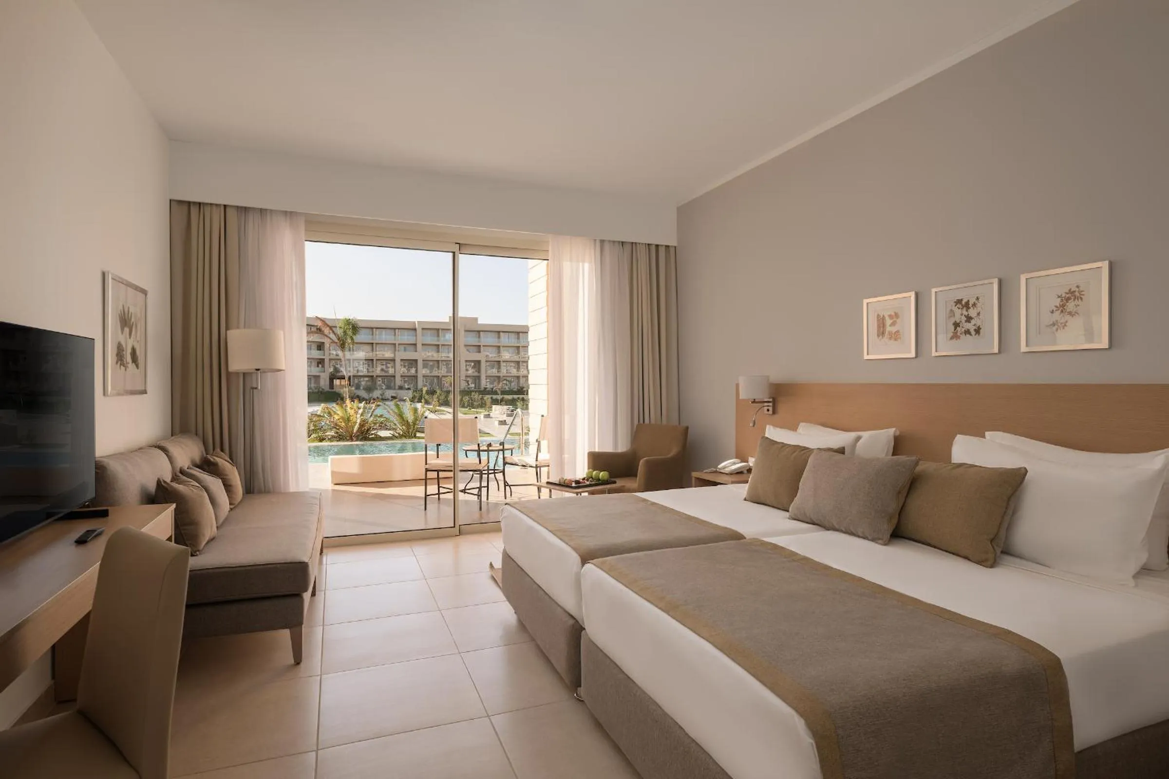 Bedroom, Bed in JAZ Elite Asteria