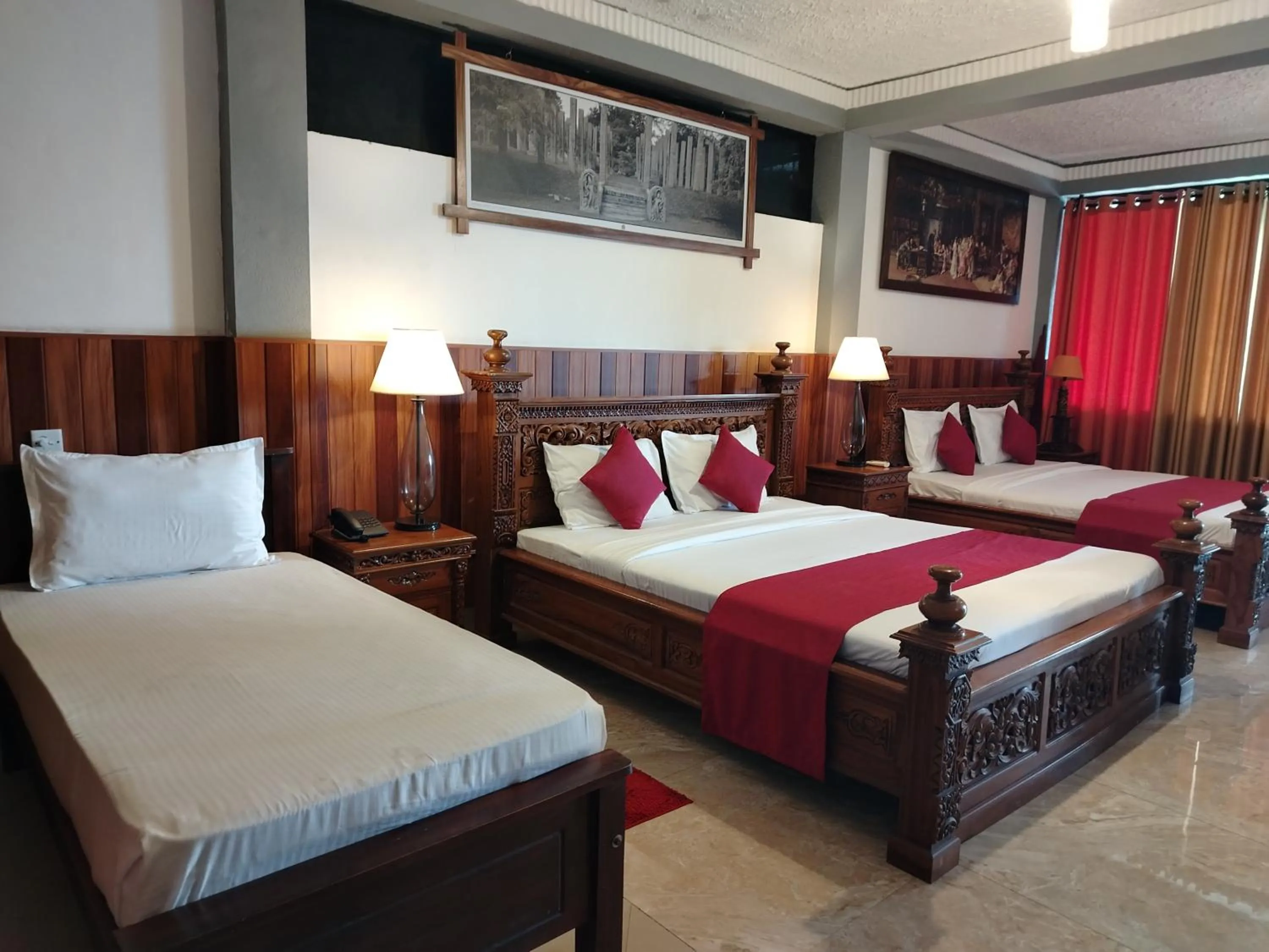 Bedroom, Bed in Ella Mount Heaven