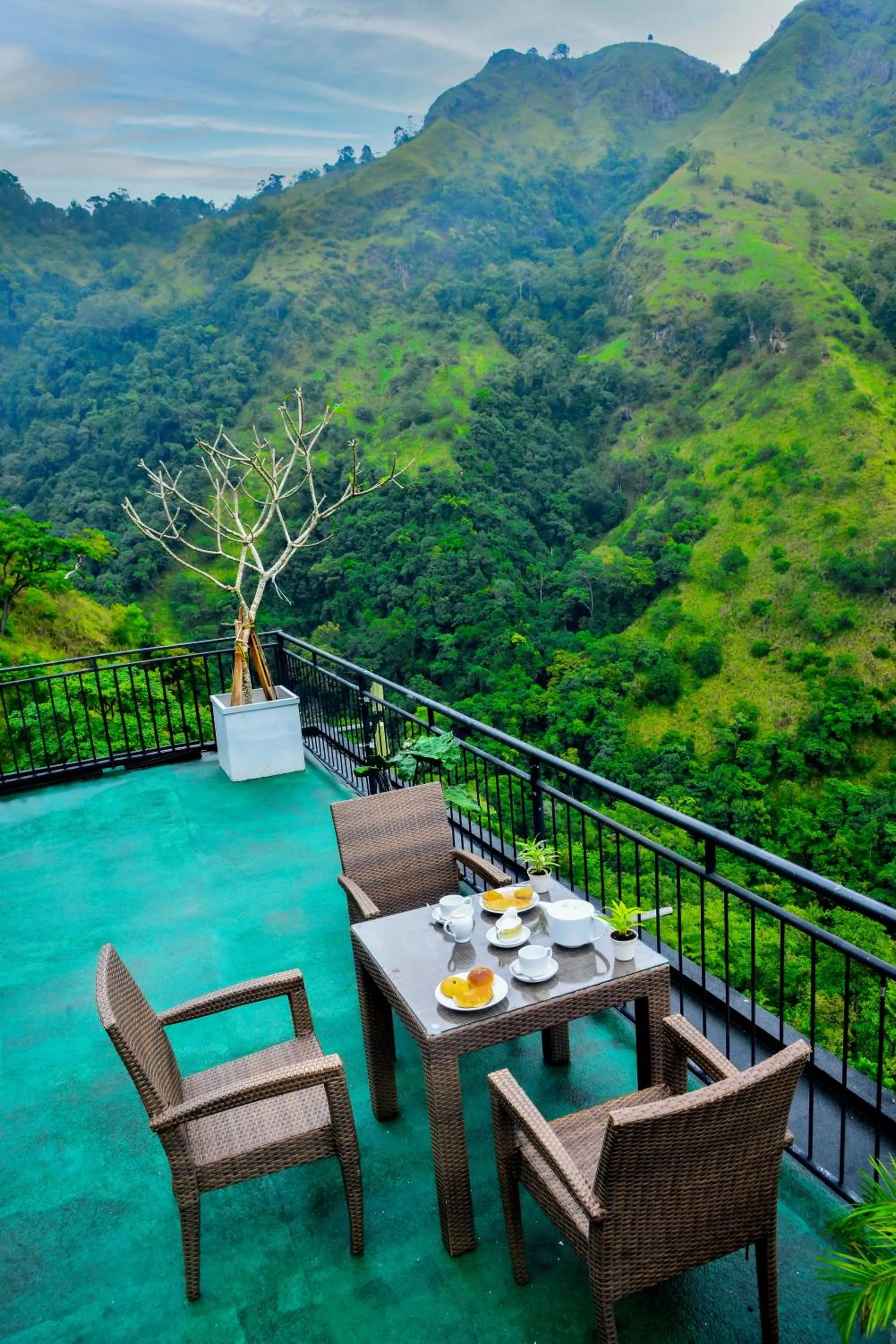 Natural landscape in Ella Mount Heaven