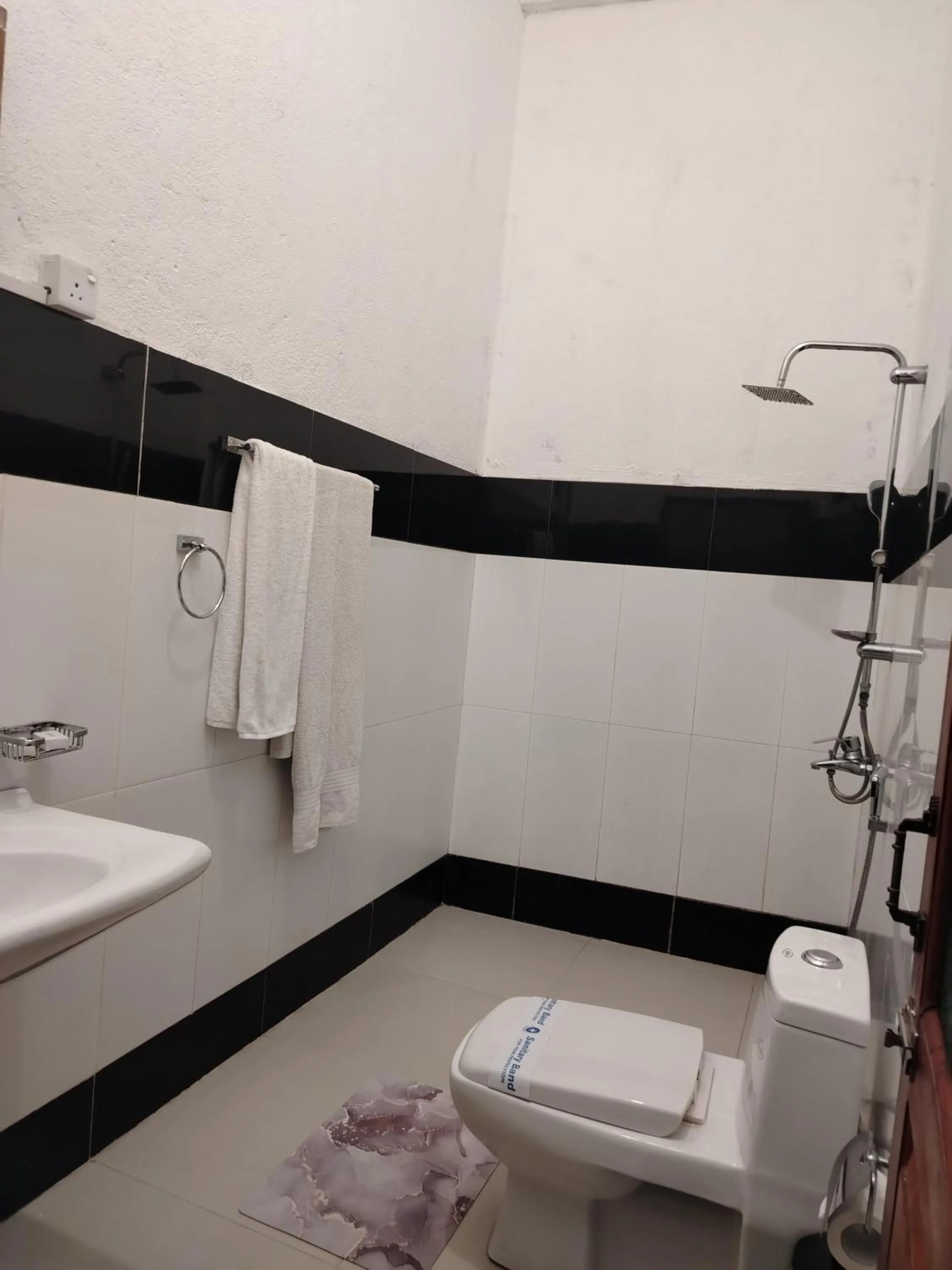 Bathroom in Ella Mount Heaven