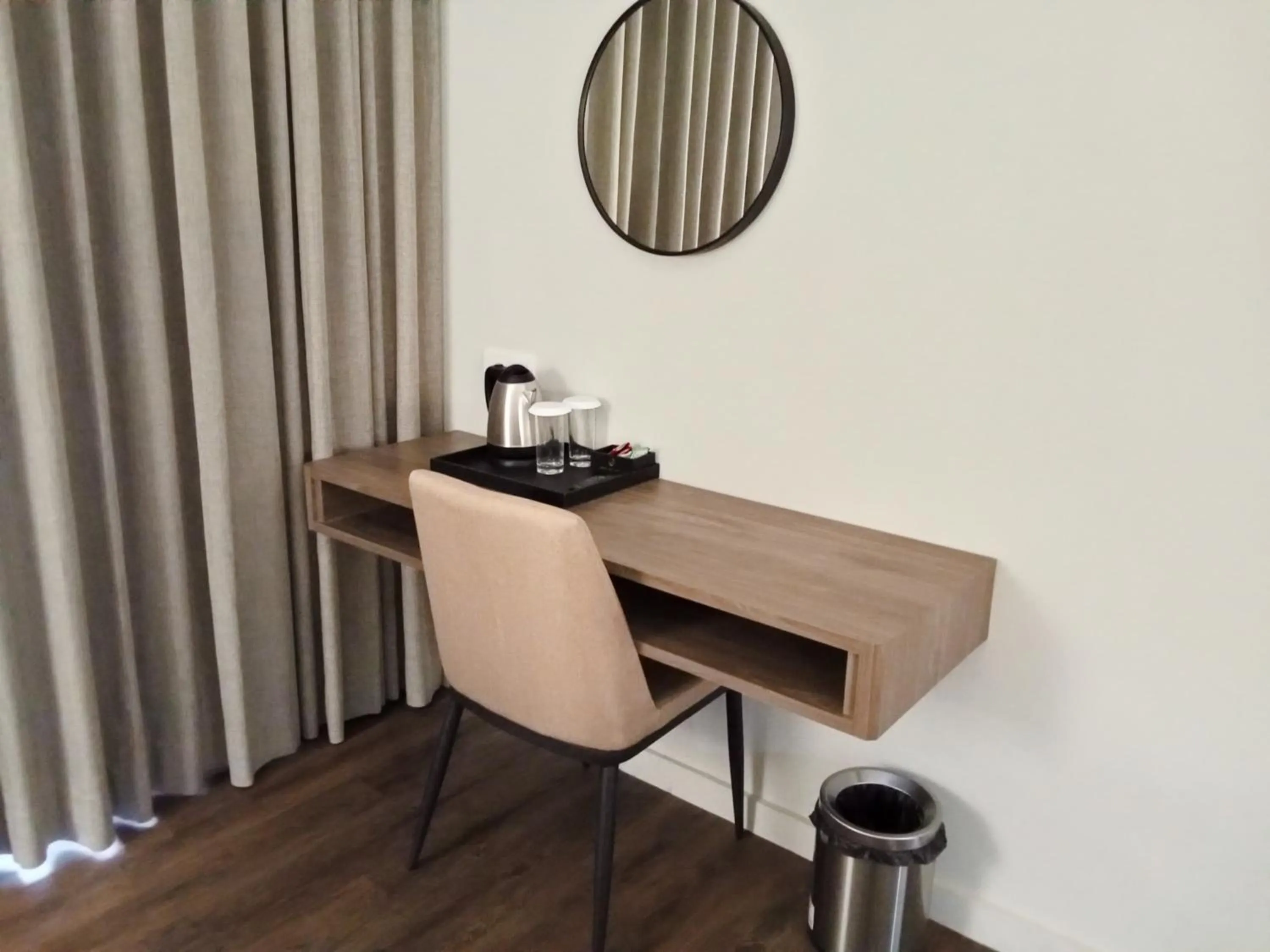 hair dresser in ONYX HOTEL & VILLA