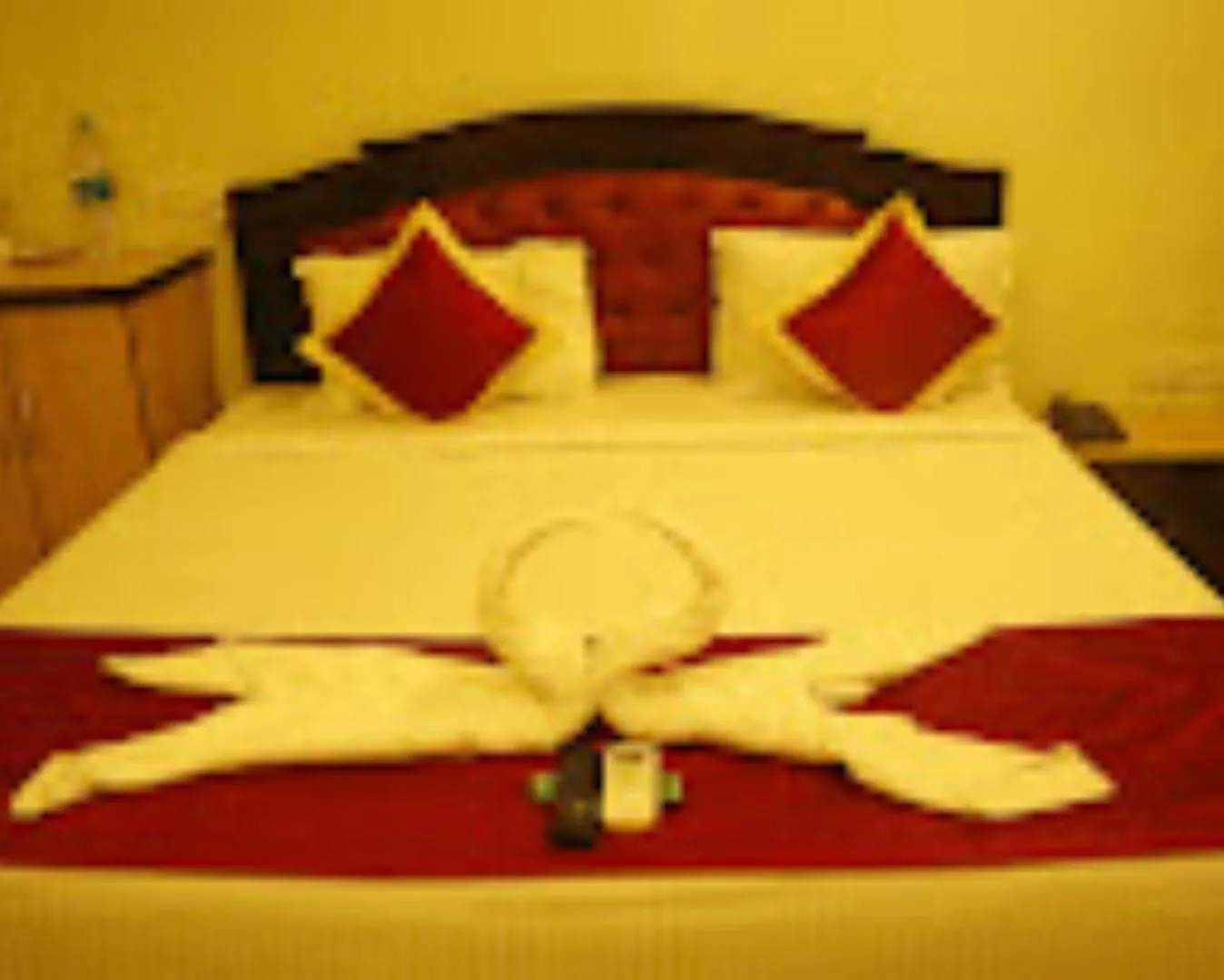 Bed in HOTEL KING SAFIRE , Port Blair