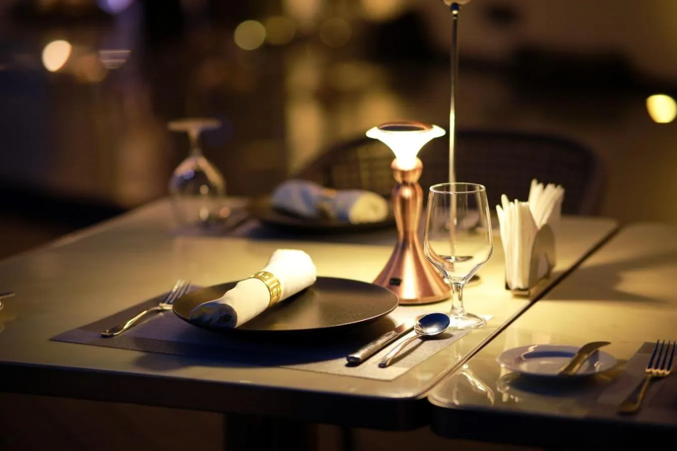 Restaurant/places to eat in Latsavong Wanda Vista Vientiane