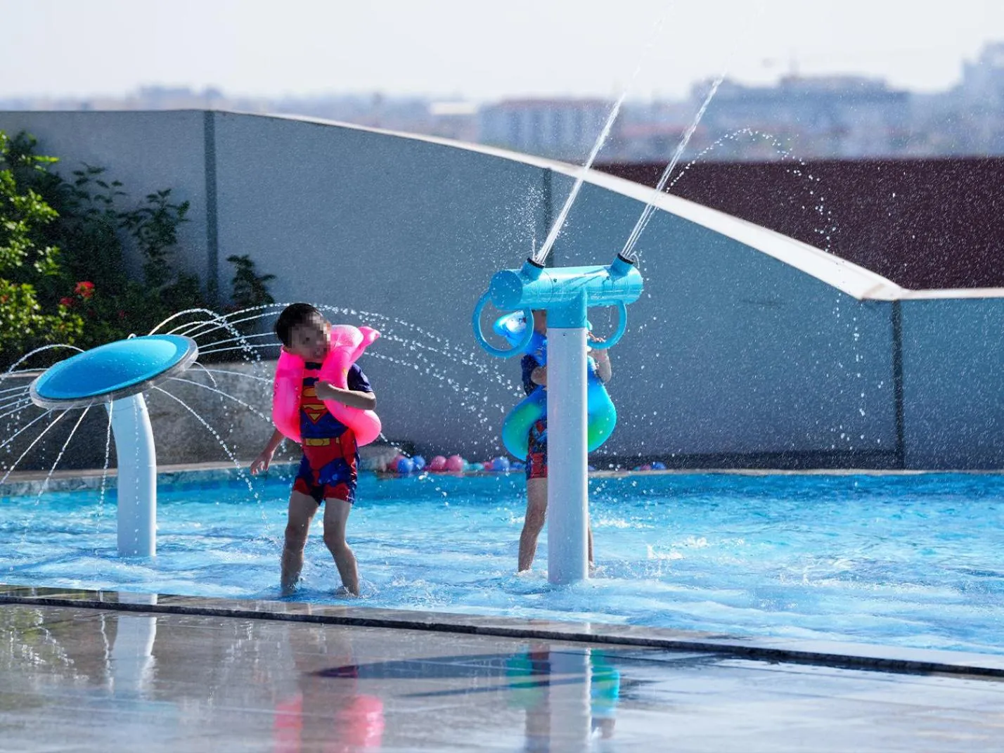 Swimming pool in Latsavong Wanda Vista Vientiane