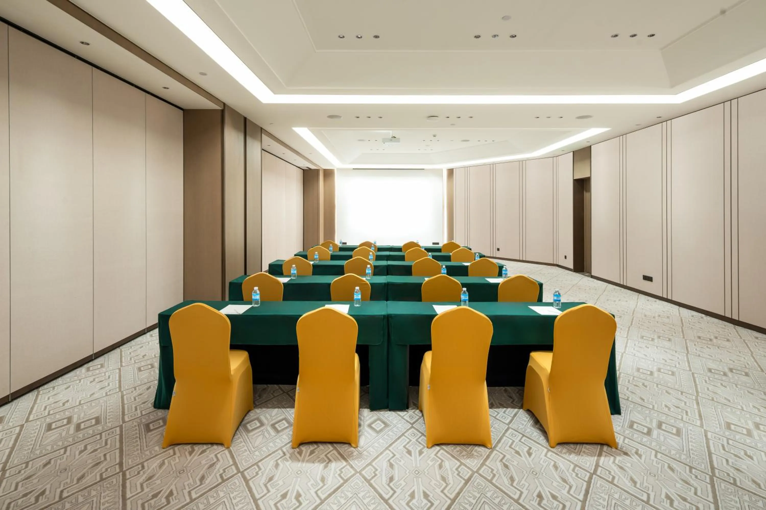 Meeting/conference room in Latsavong Wanda Vista Vientiane