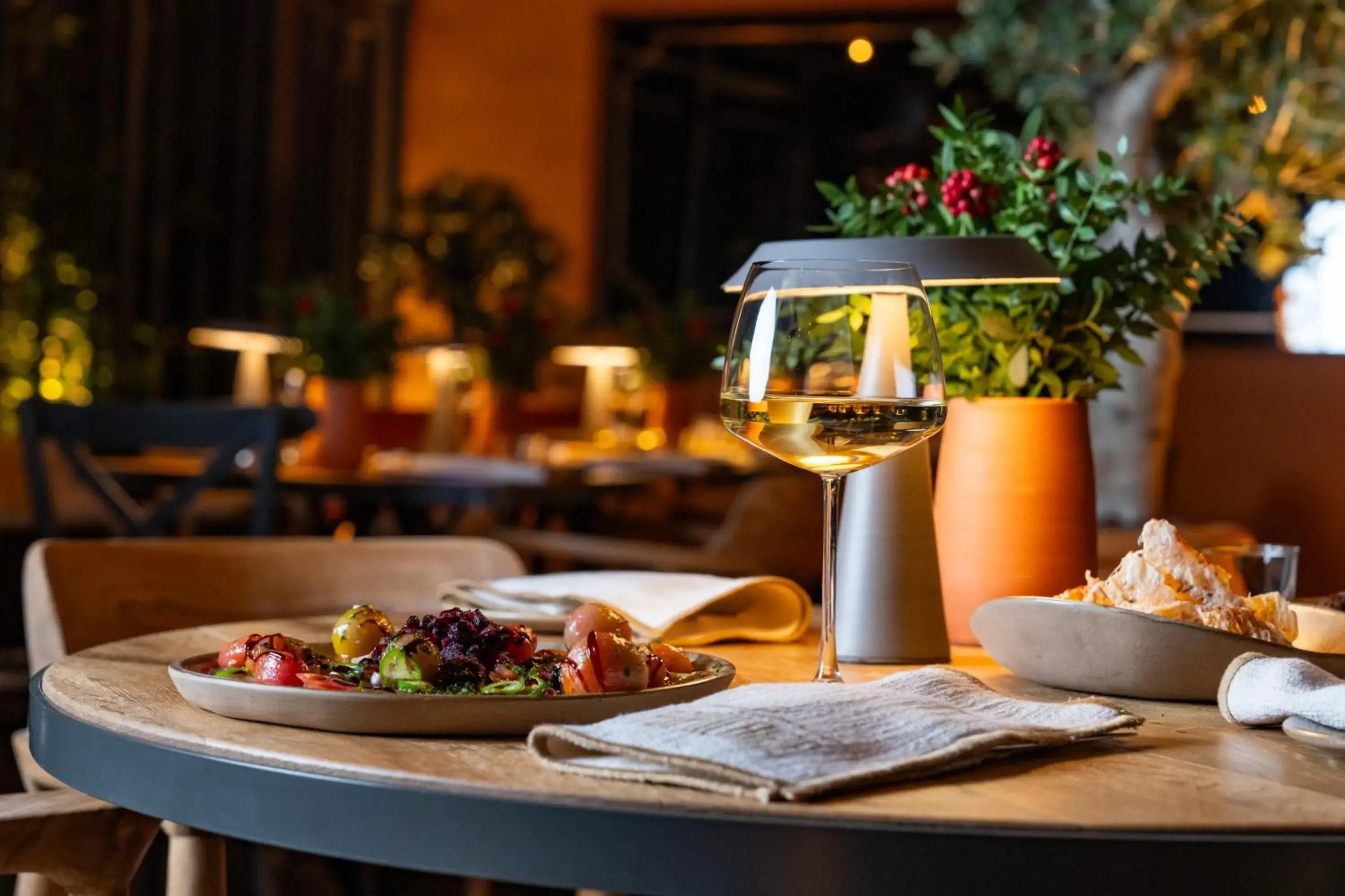 Restaurant/places to eat in Roome Restaurant/places to eat in Roome