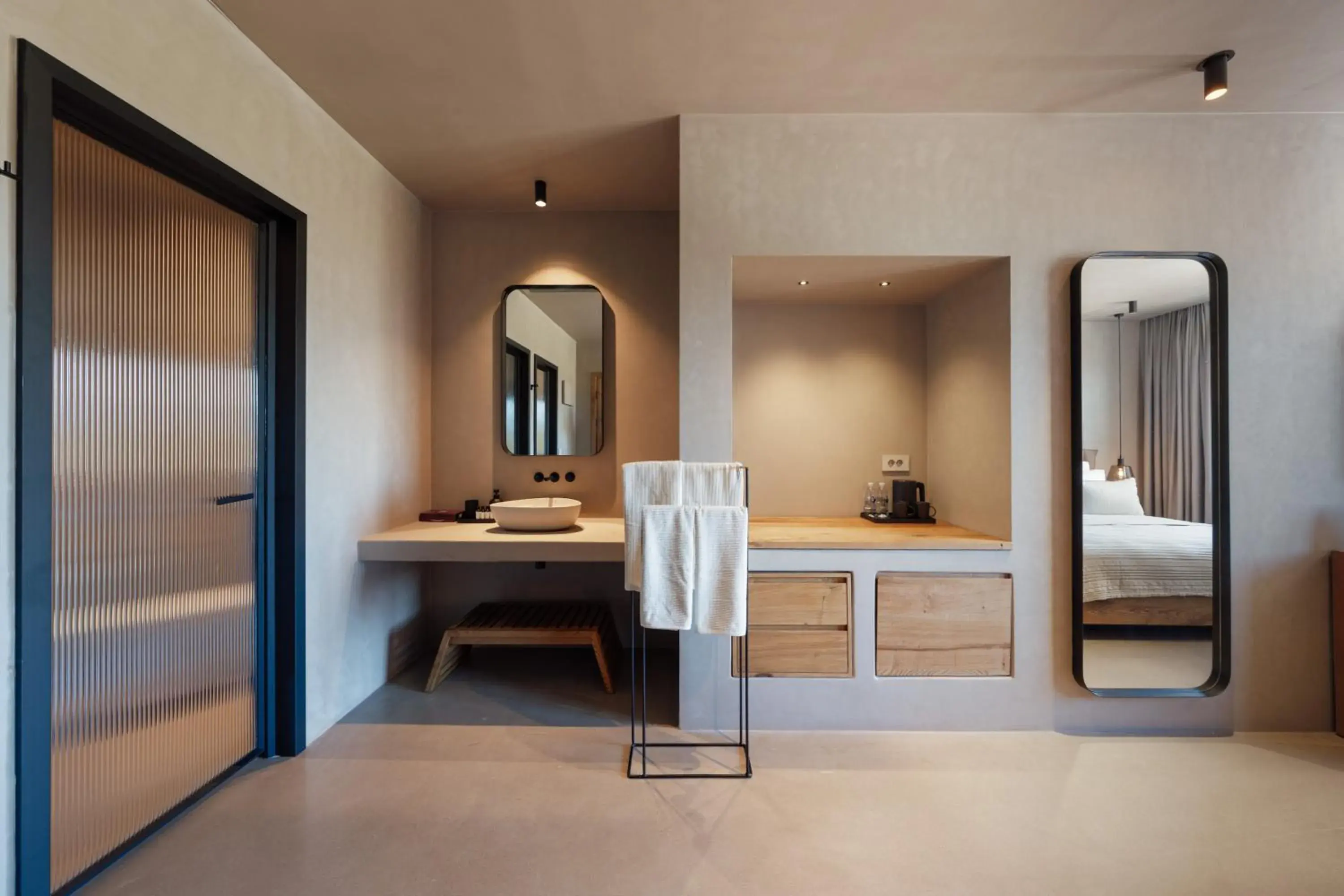 Coffee/tea facilities, Bed in Roome Coffee/tea facilities, Bed in Roome