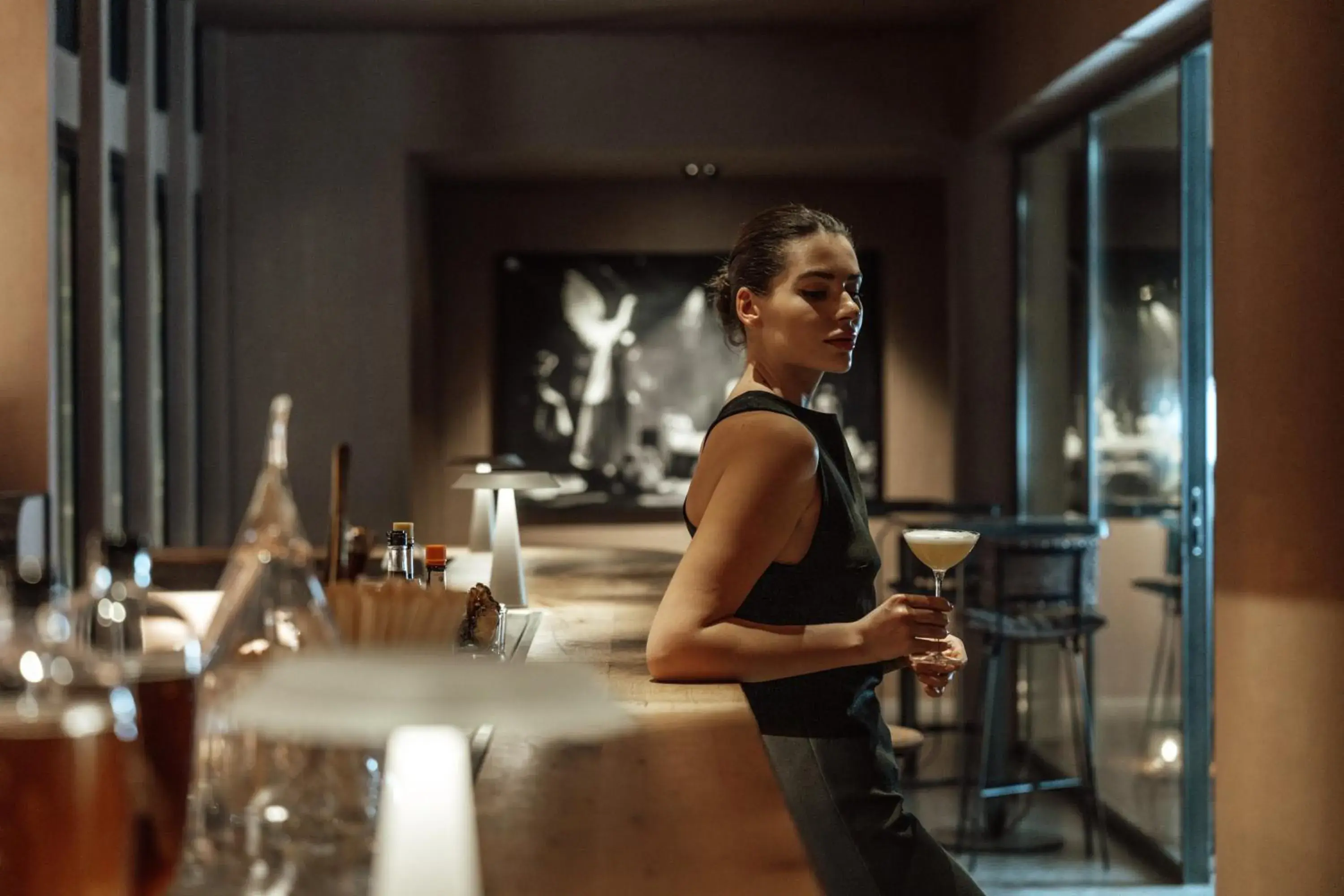 Lounge or bar in Roome Lounge or bar in Roome