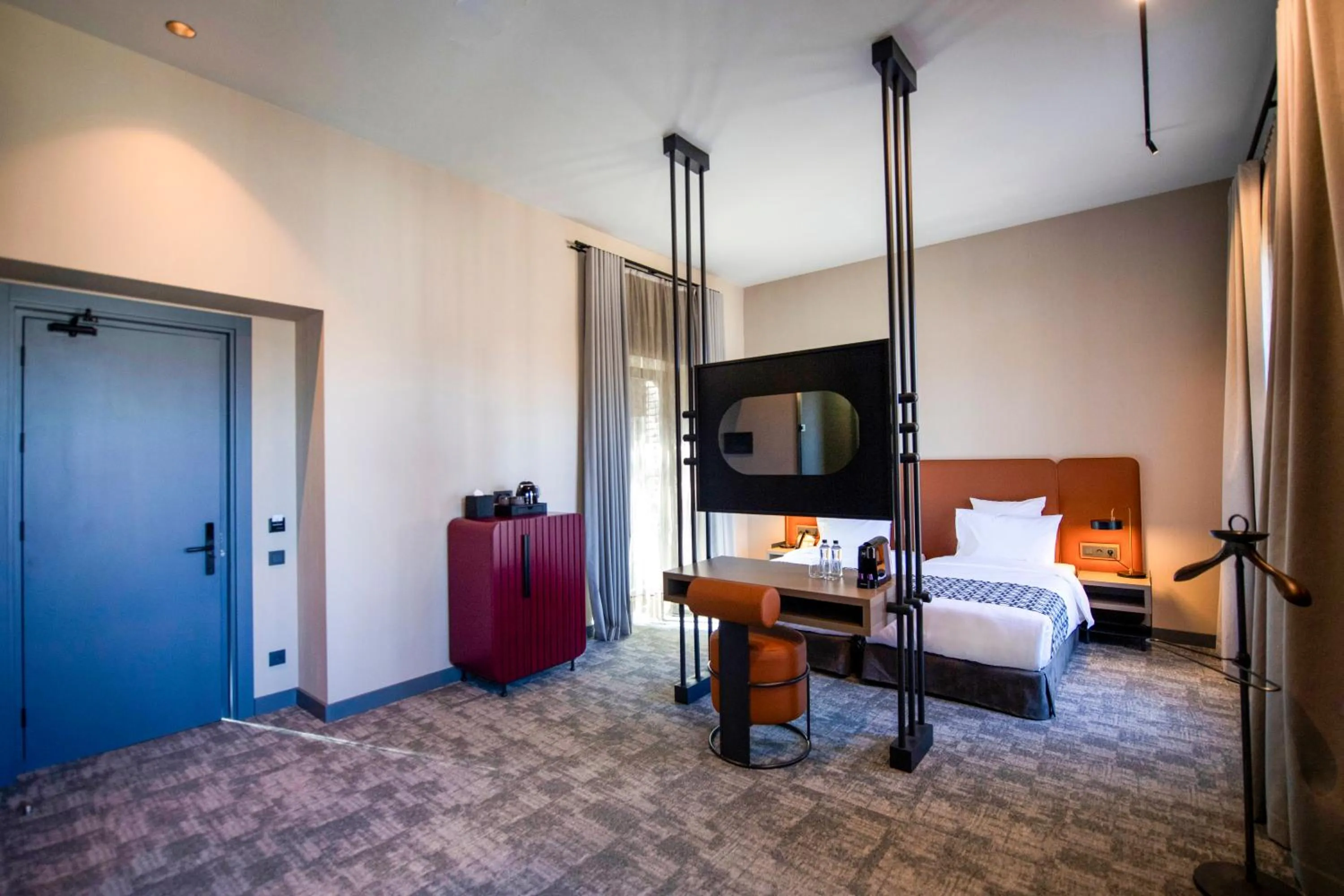 Photo of the whole room, Bed in Qarvasla Hotel