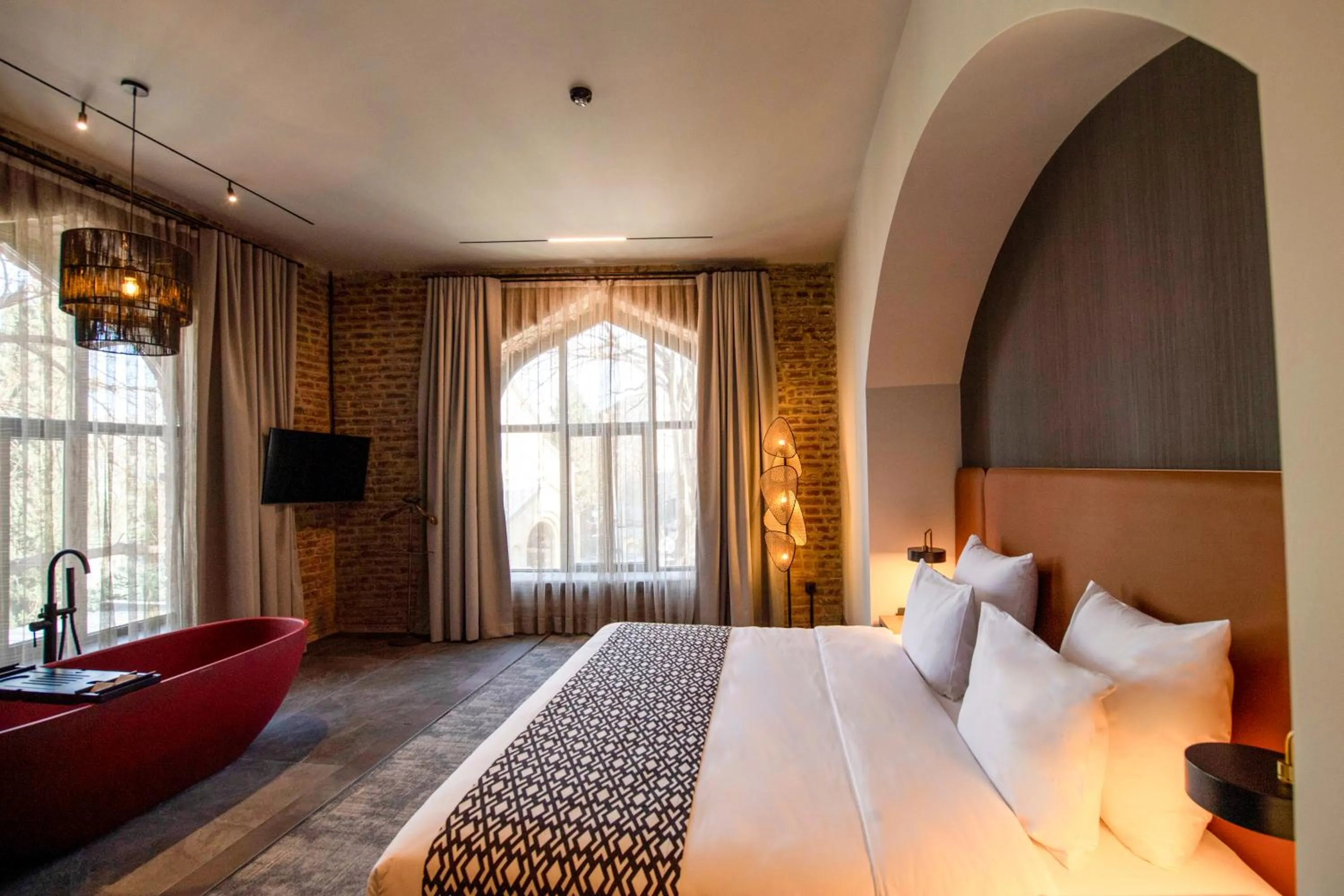 Photo of the whole room, Bed in Qarvasla Hotel