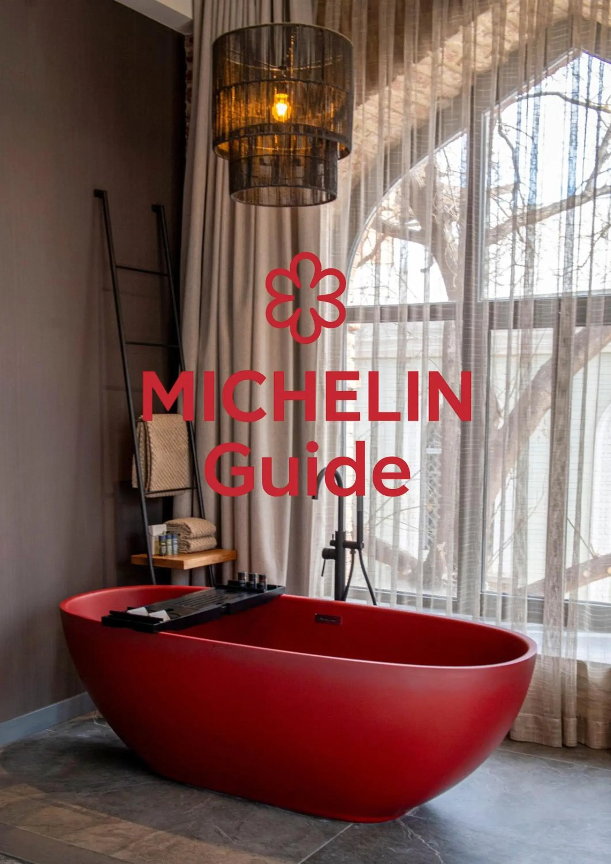 Property building in Qarvasla Hotel Property building in Qarvasla Hotel