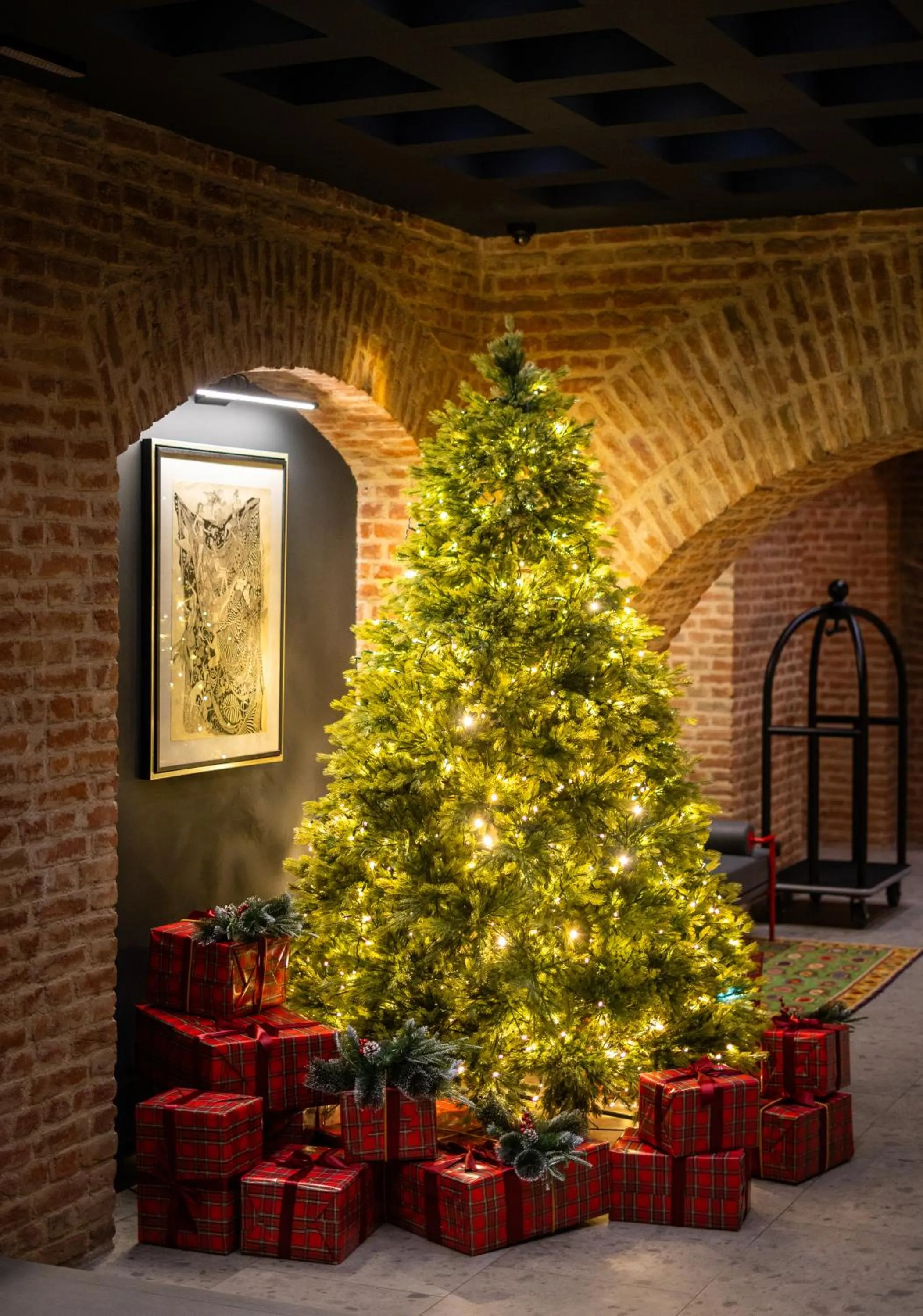 Lobby or reception in Qarvasla Hotel