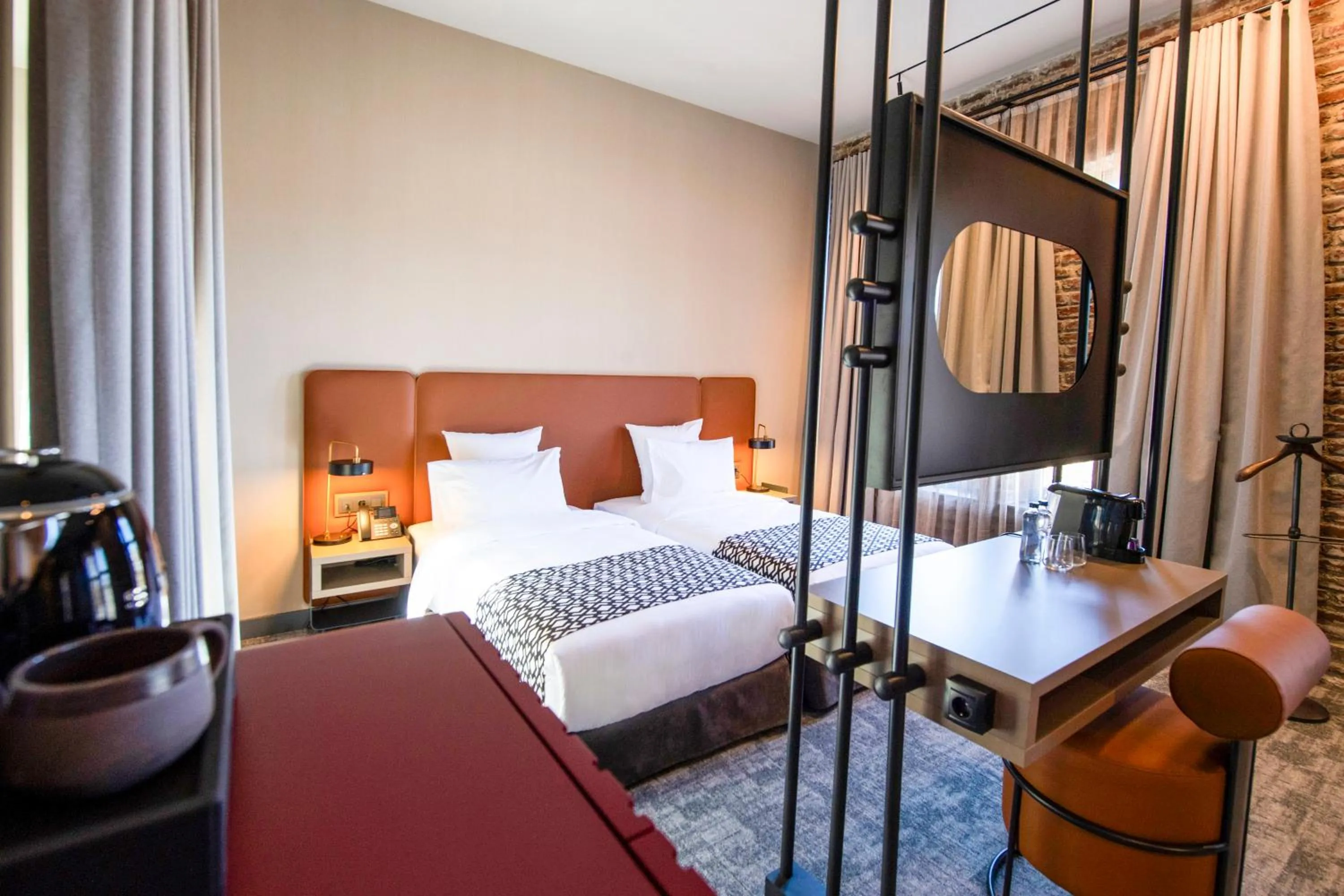 Photo of the whole room, Bed in Qarvasla Hotel