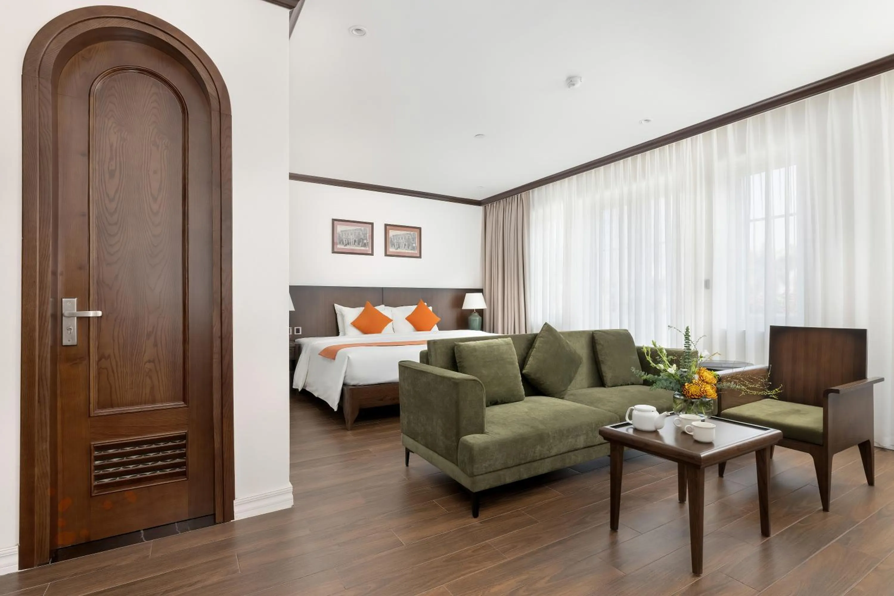 Bed in Paul Chabot Hotel