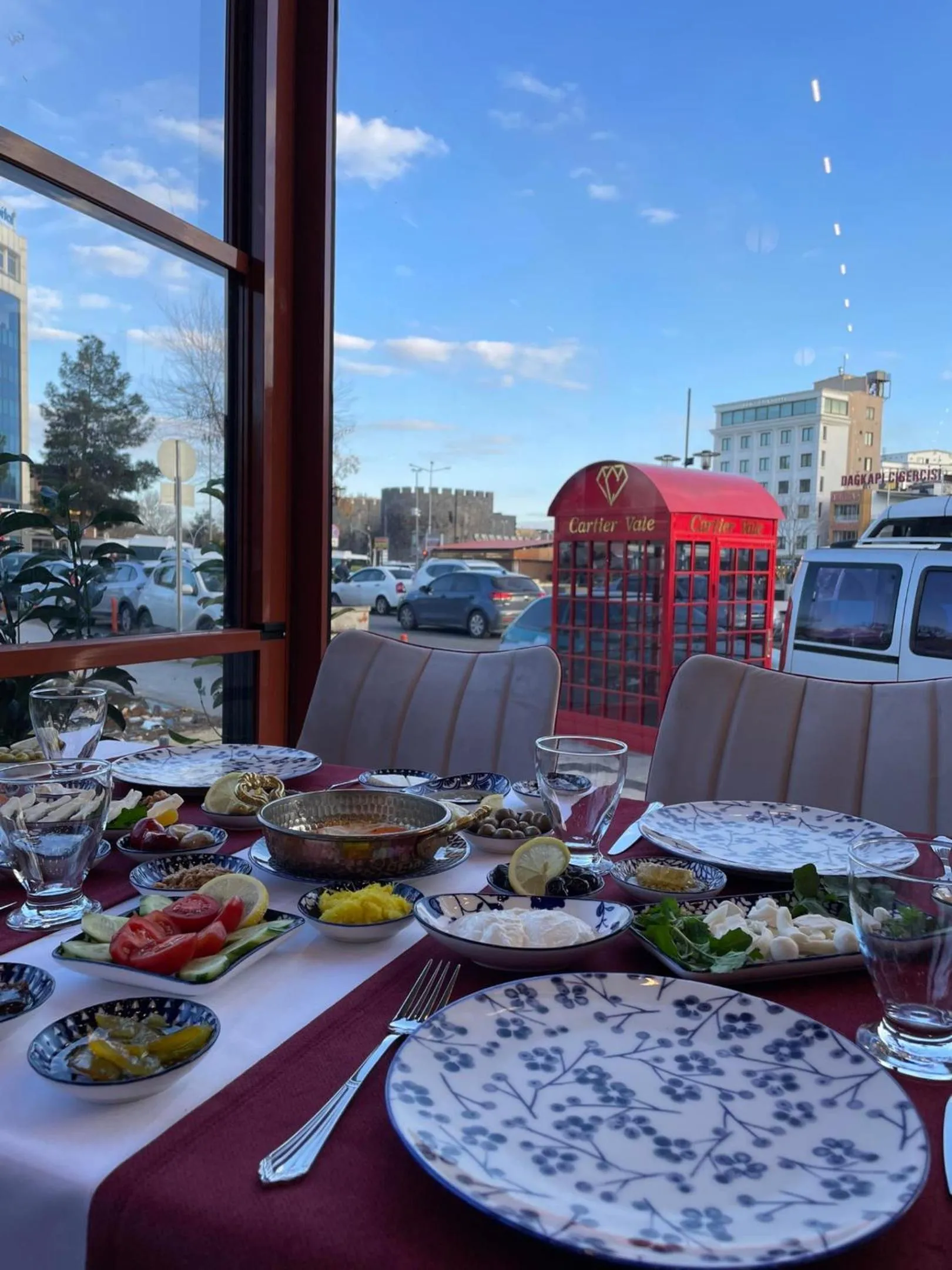 Restaurant/places to eat in CARTİER LUXURY OTEL