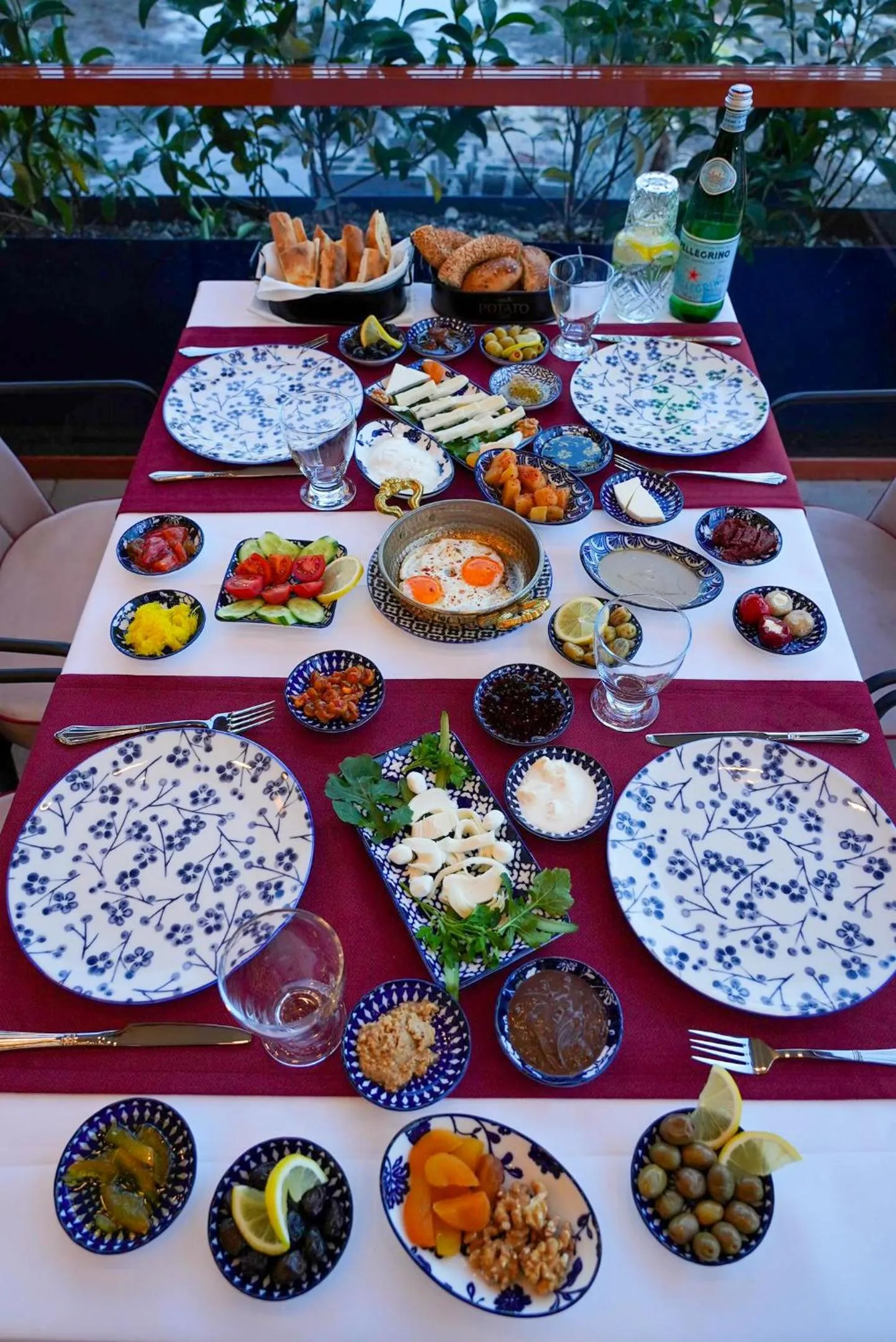 Restaurant/places to eat in CARTİER LUXURY OTEL