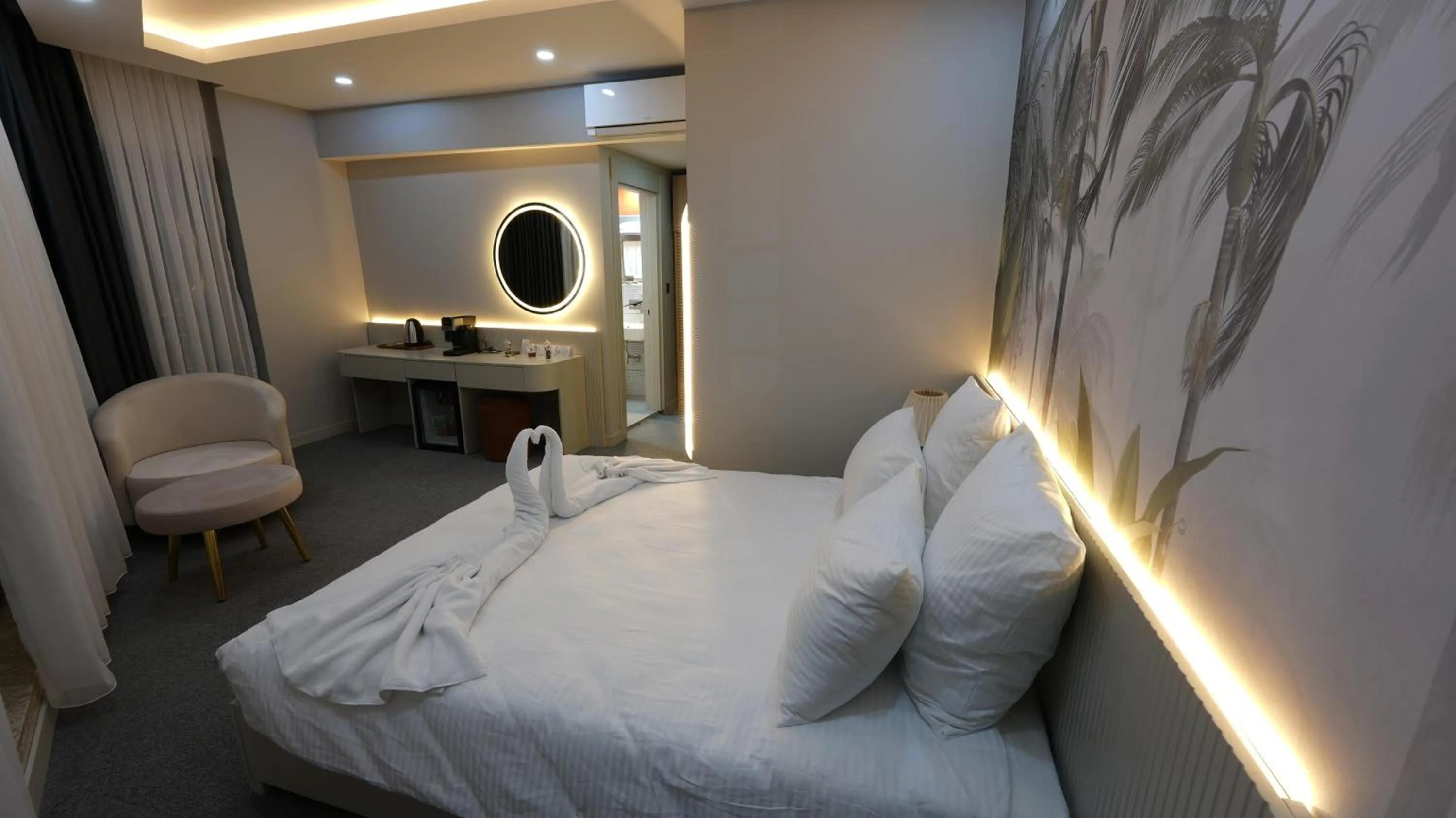 Photo of the whole room in CARTİER LUXURY OTEL