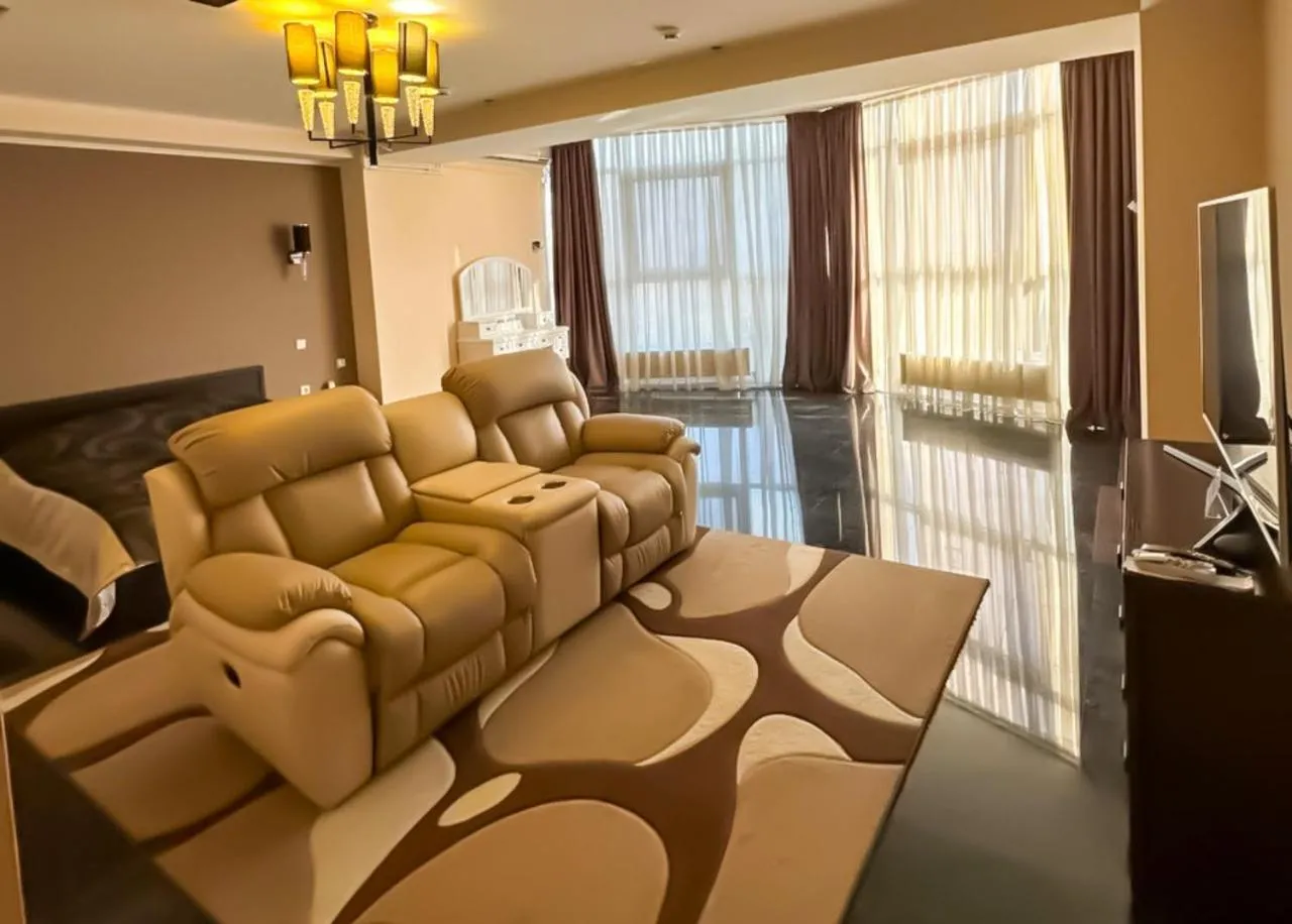 Bed in Mark Plaza Hotel