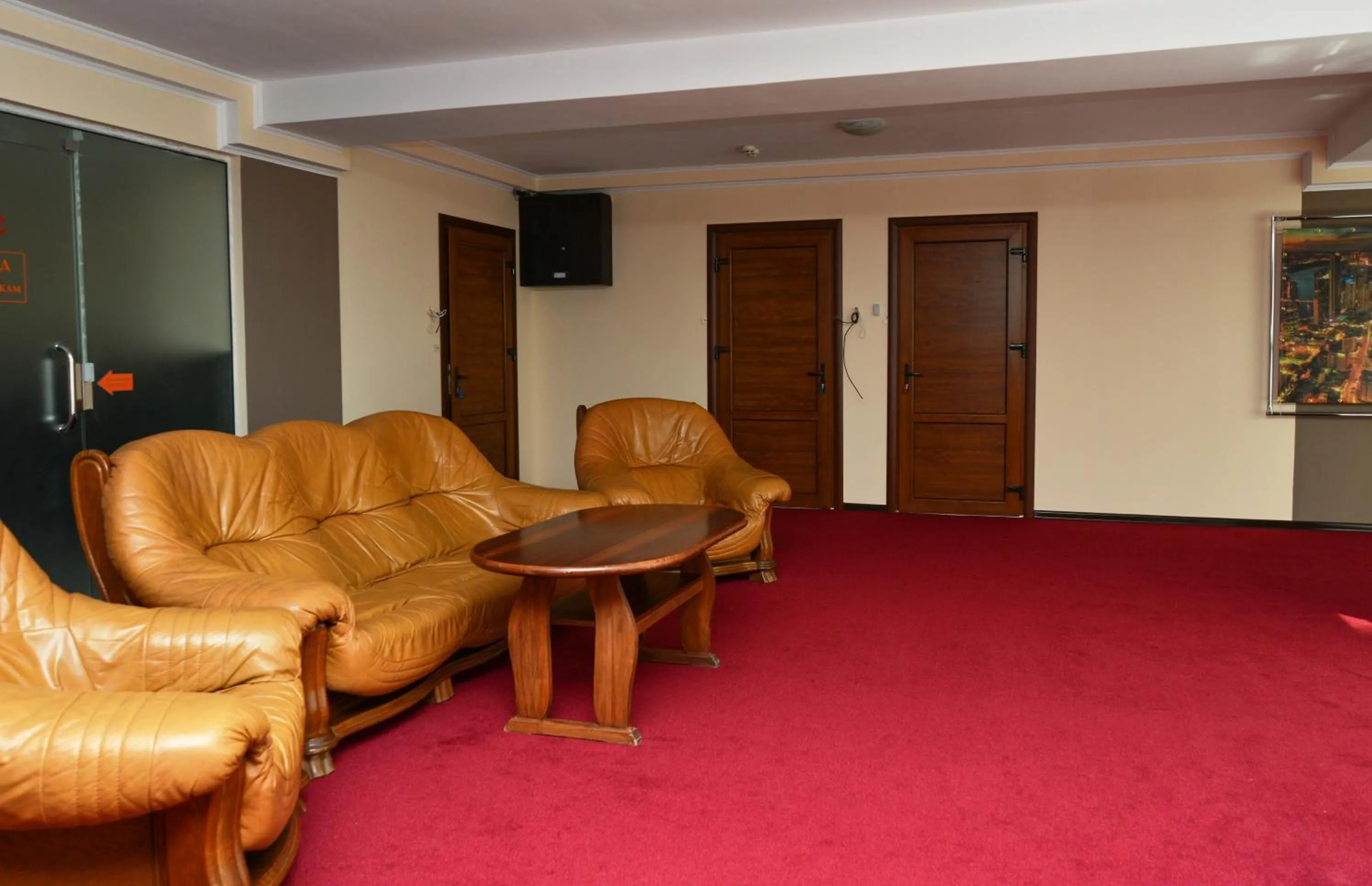 Living room in Mark Plaza Hotel