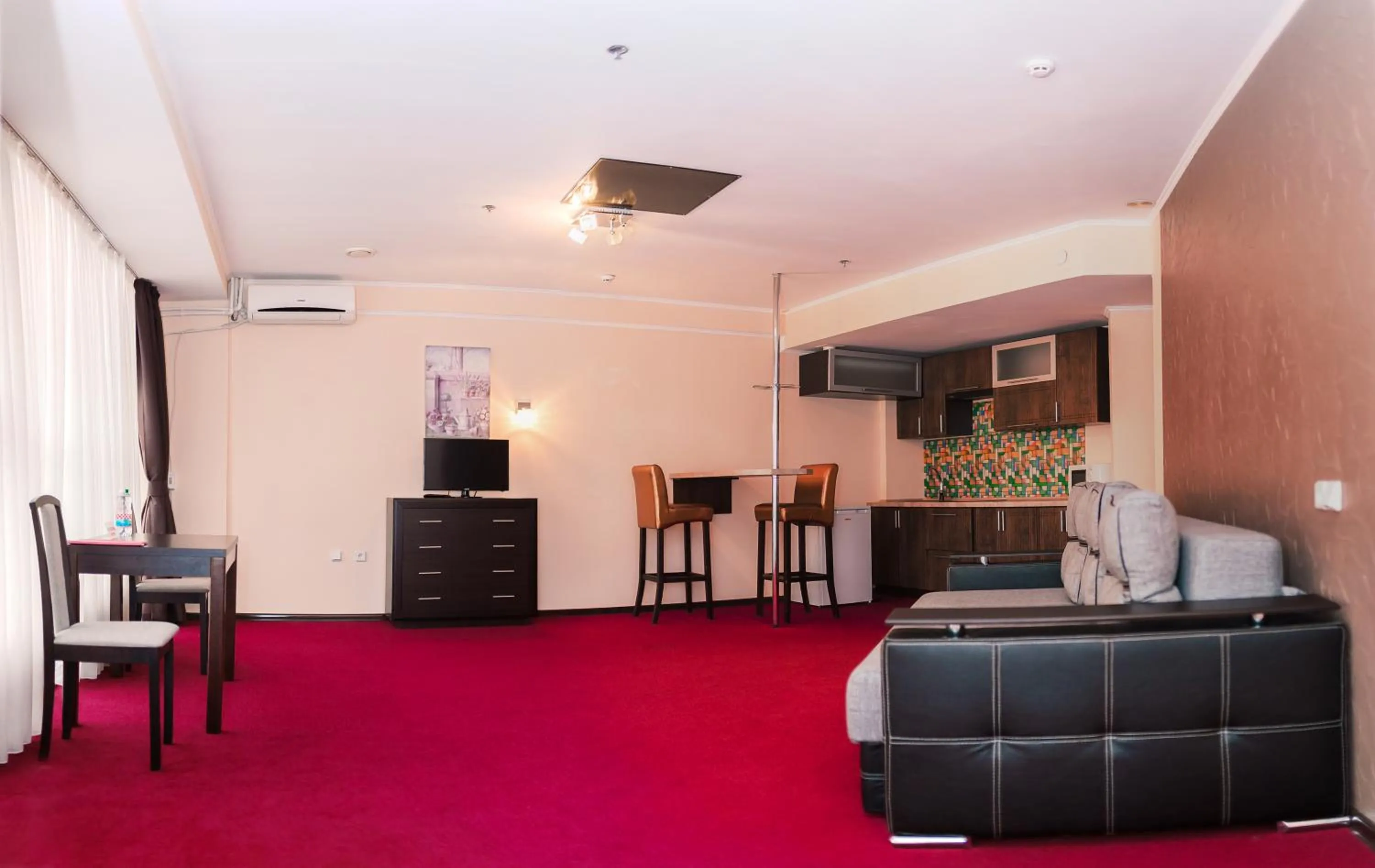 Mark Plaza Hotel