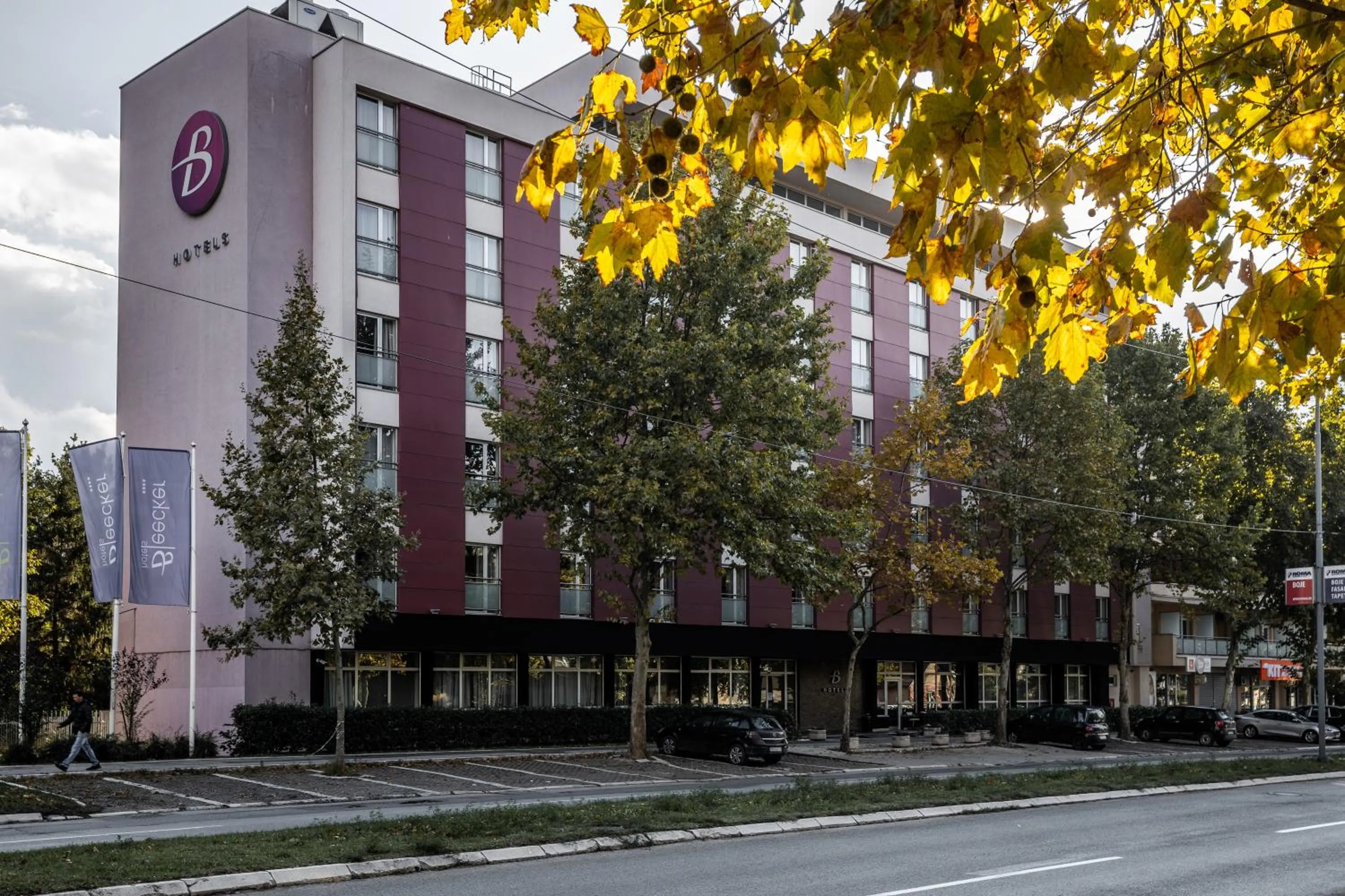 Property building in BLEECKER Hotels