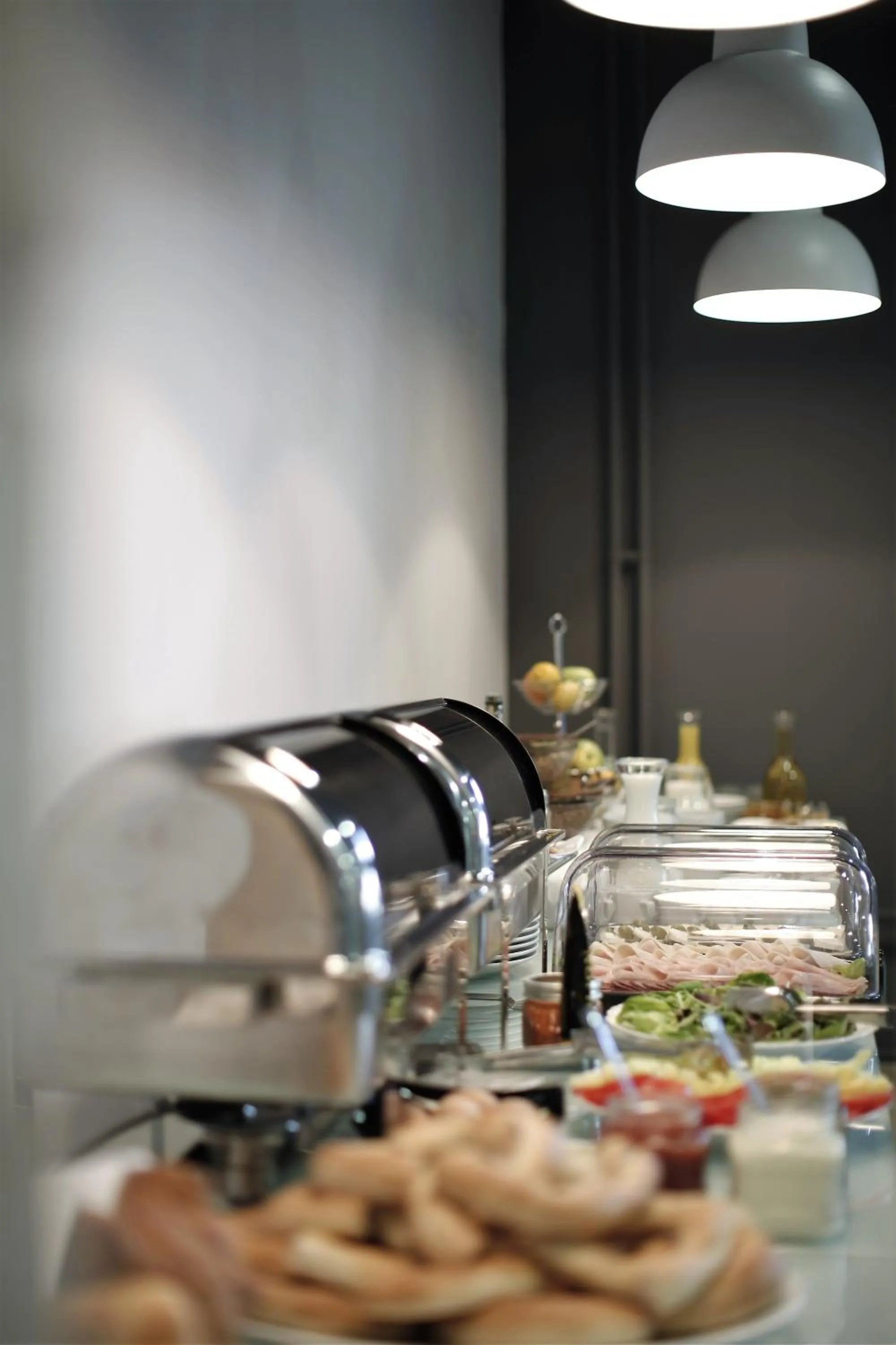 Buffet breakfast in BLEECKER Hotels